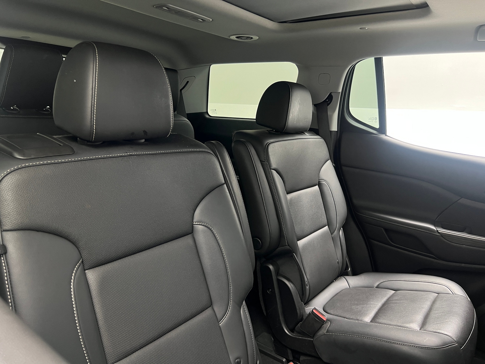 Thumbnail: 2022 GMC Acadia - 5