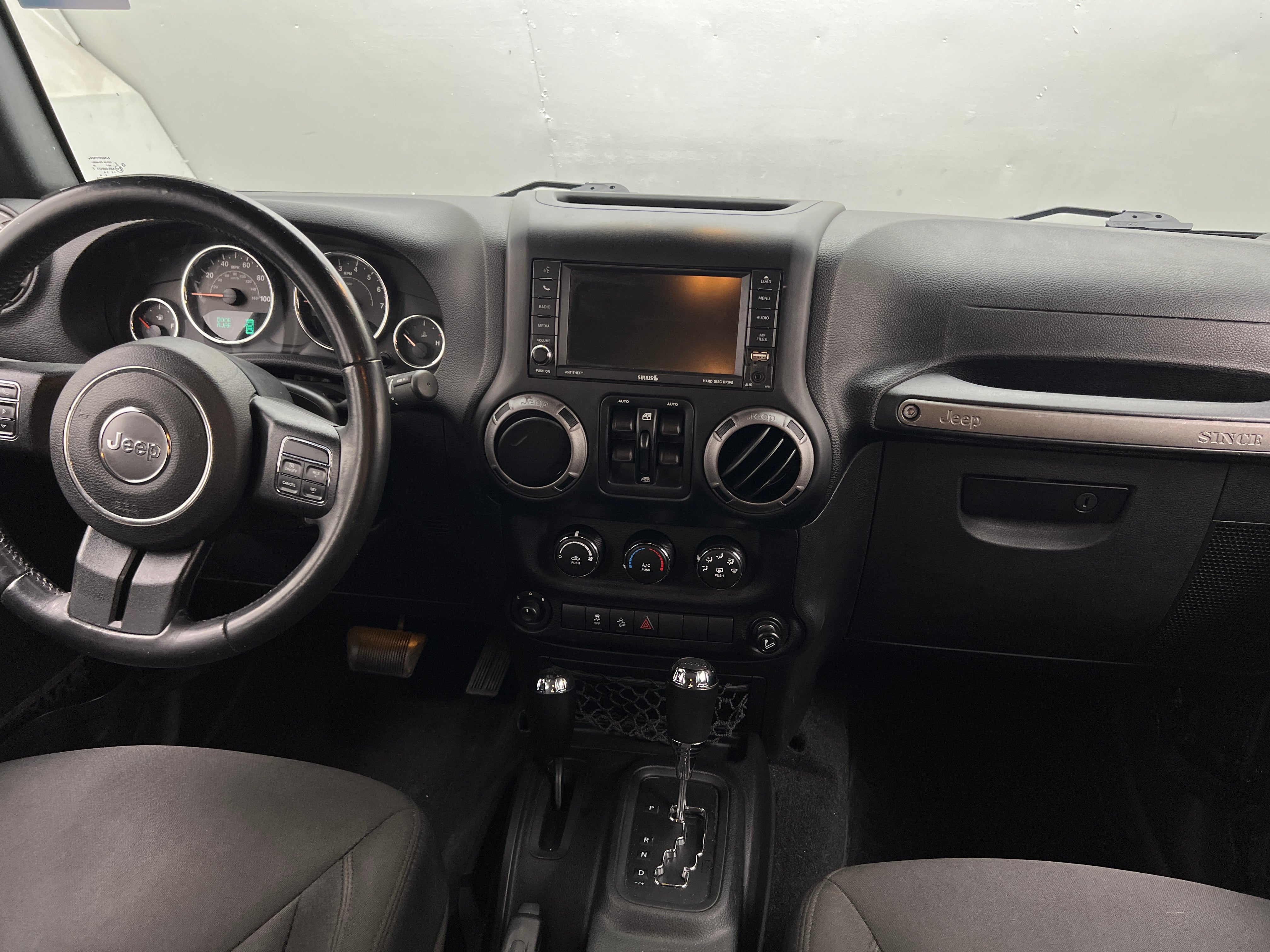 2016 Jeep Wrangler Unlimited Sport S 3