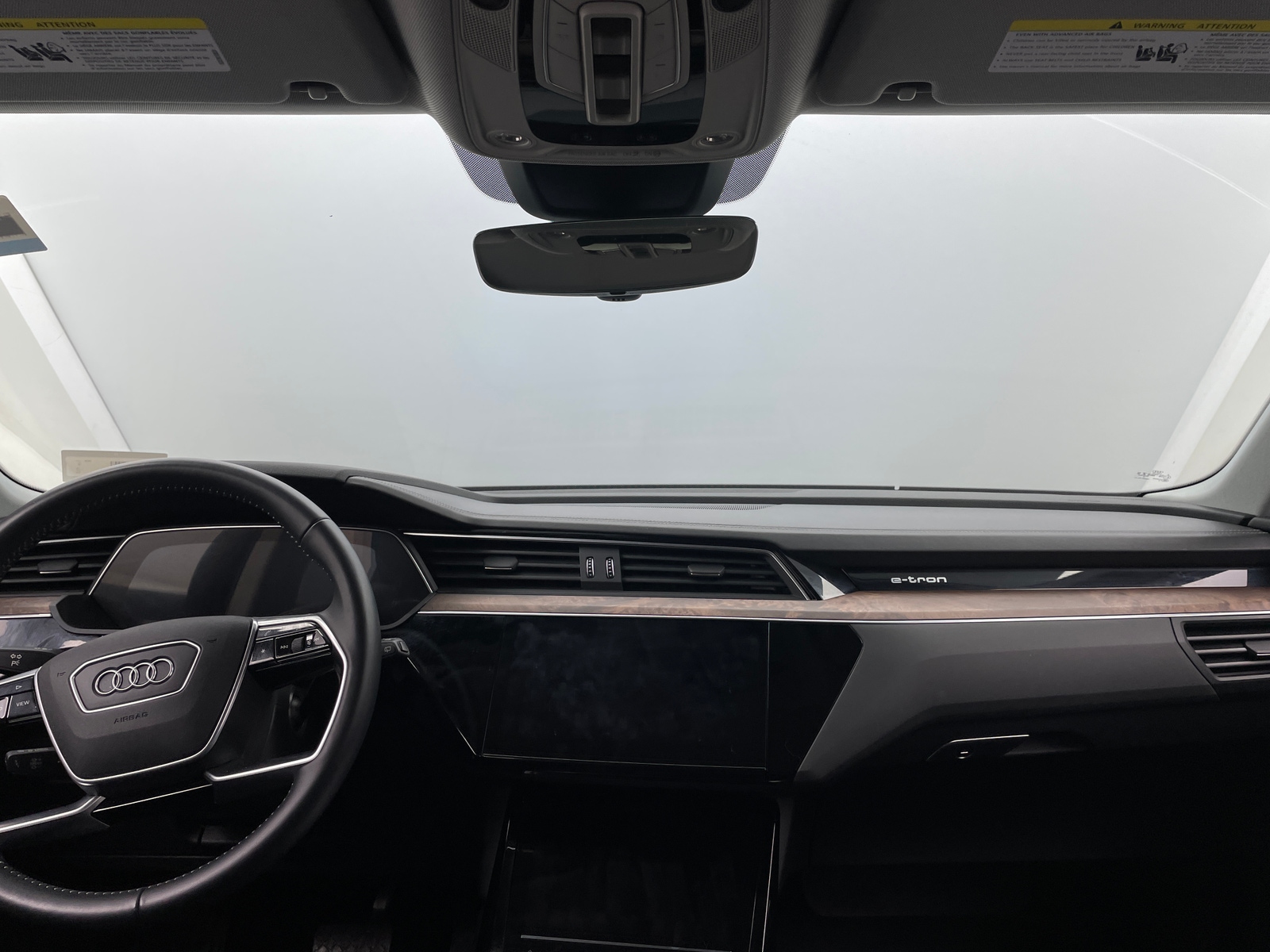 Thumbnail: 2019 Audi e-tron - 2