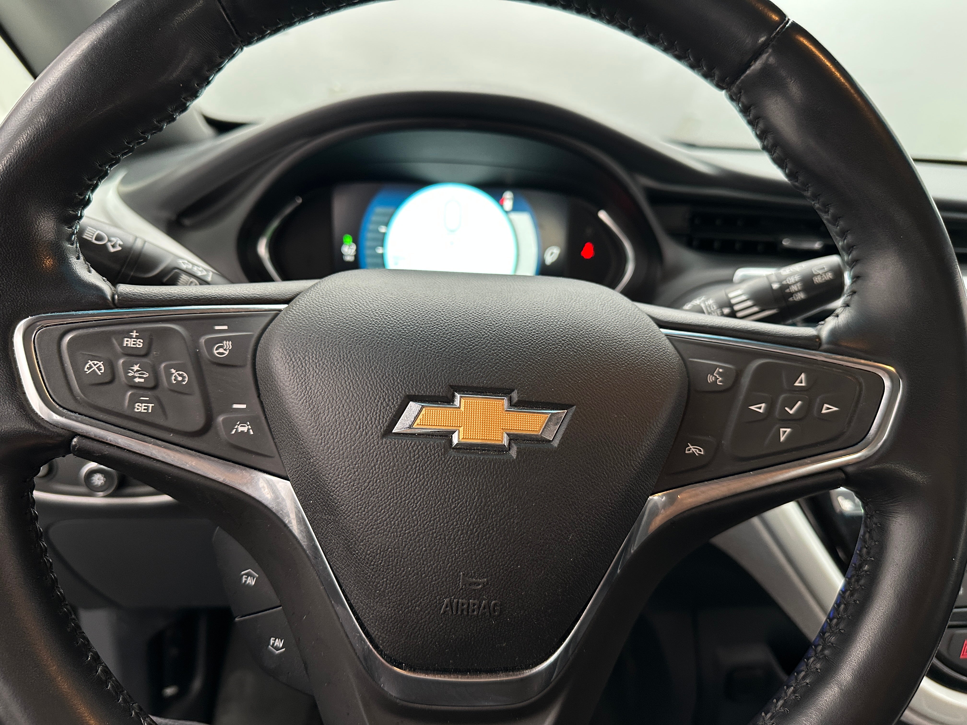 Thumbnail: 2020 Chevrolet Bolt EV - 5
