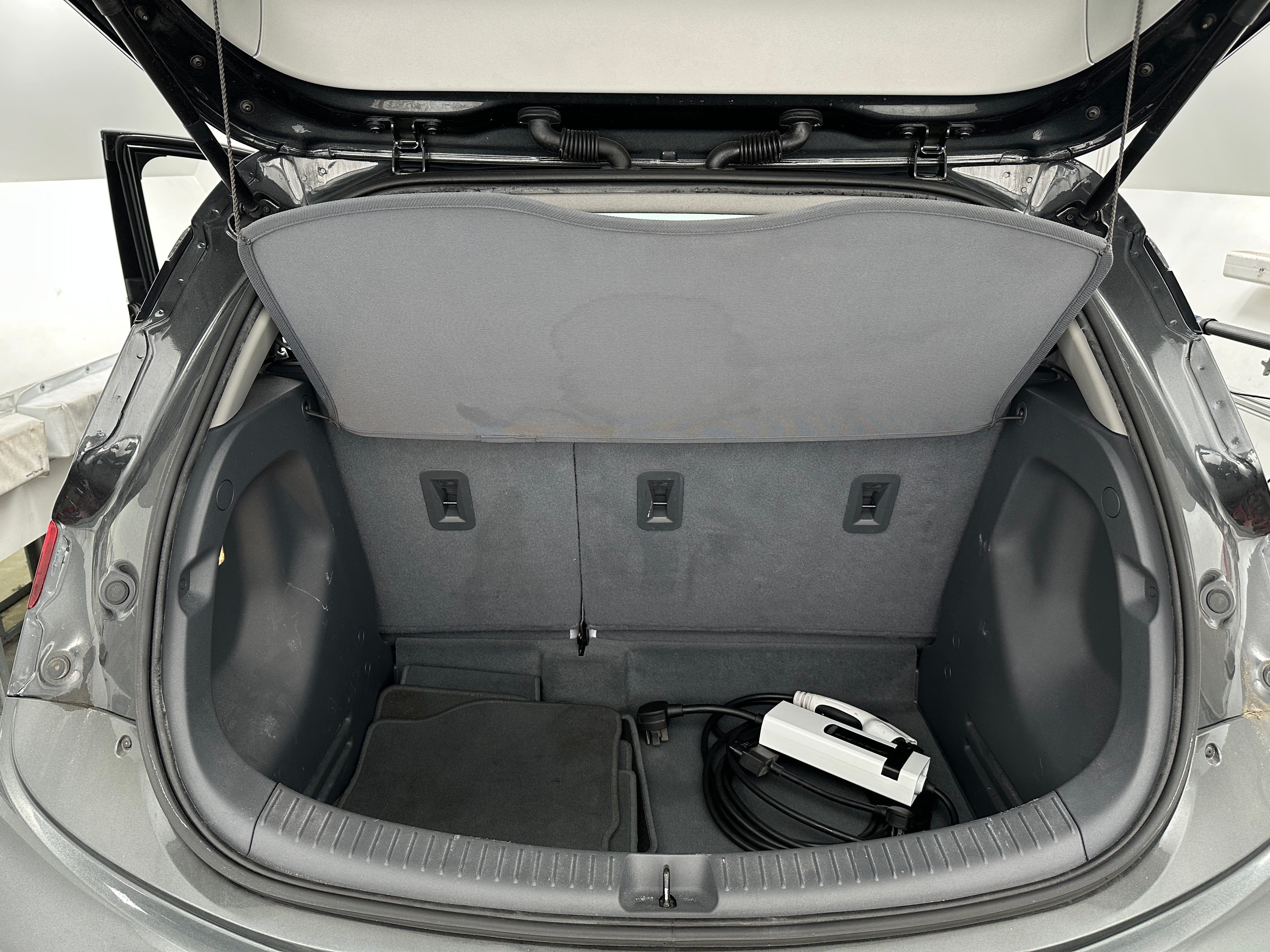 Thumbnail: 2020 Chevrolet Bolt EV - 7