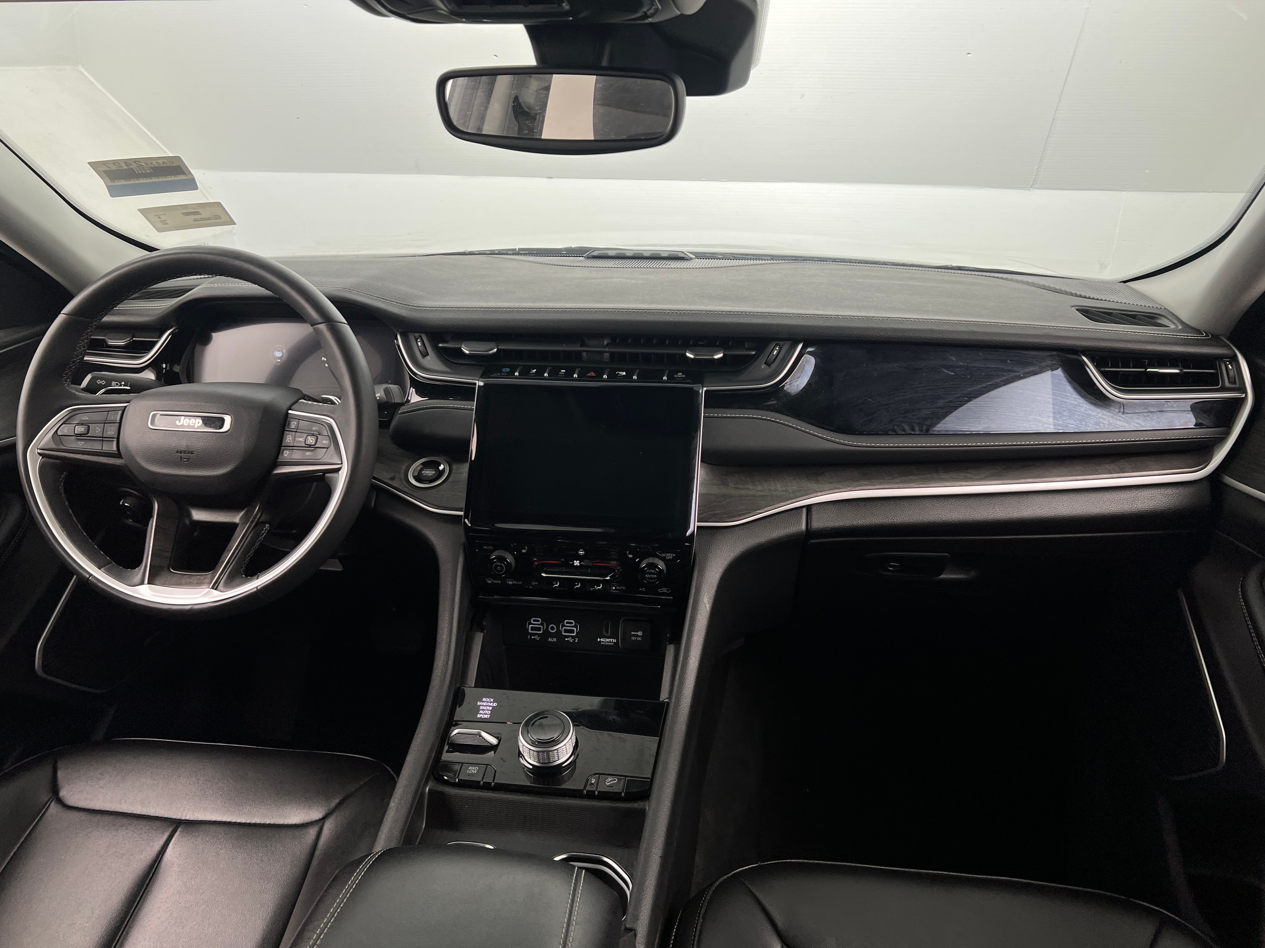 2023 Jeep Grand Cherokee 4xe 3