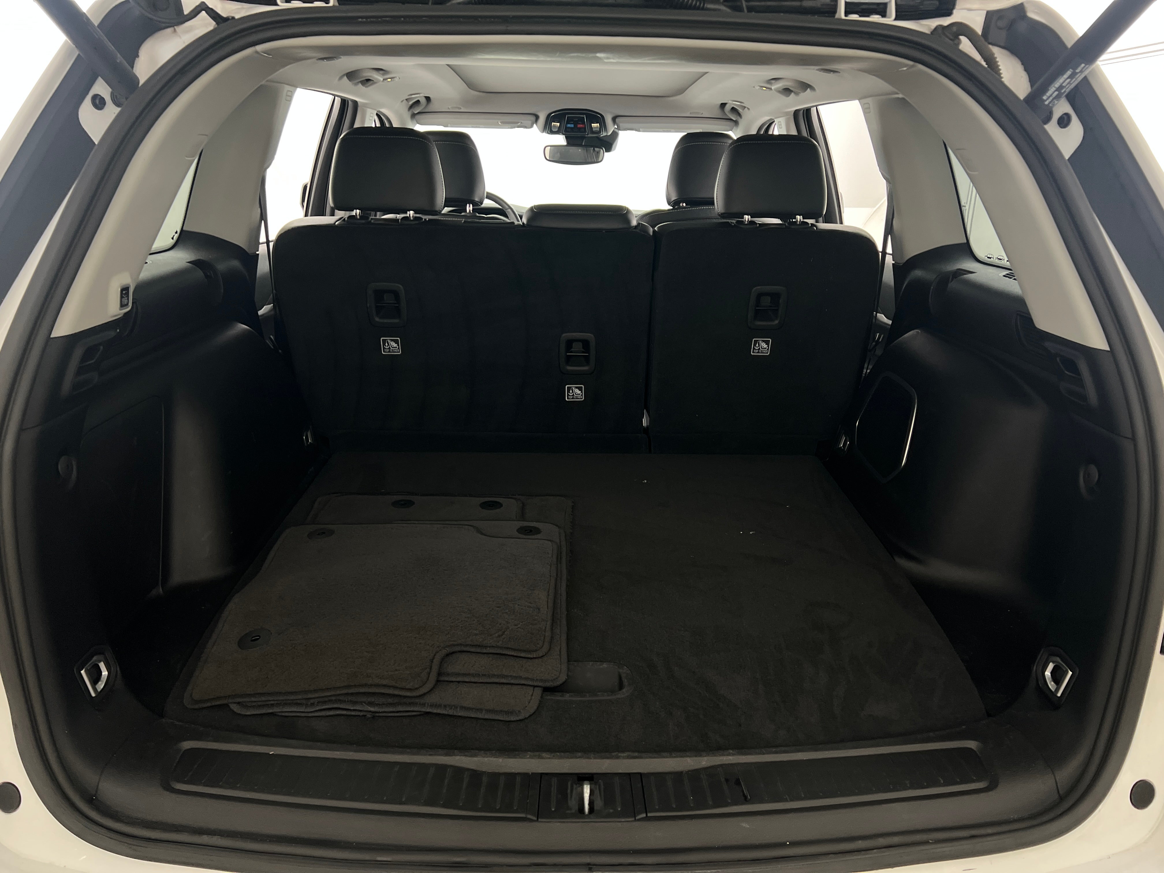 2023 Jeep Grand Cherokee 4xe 7