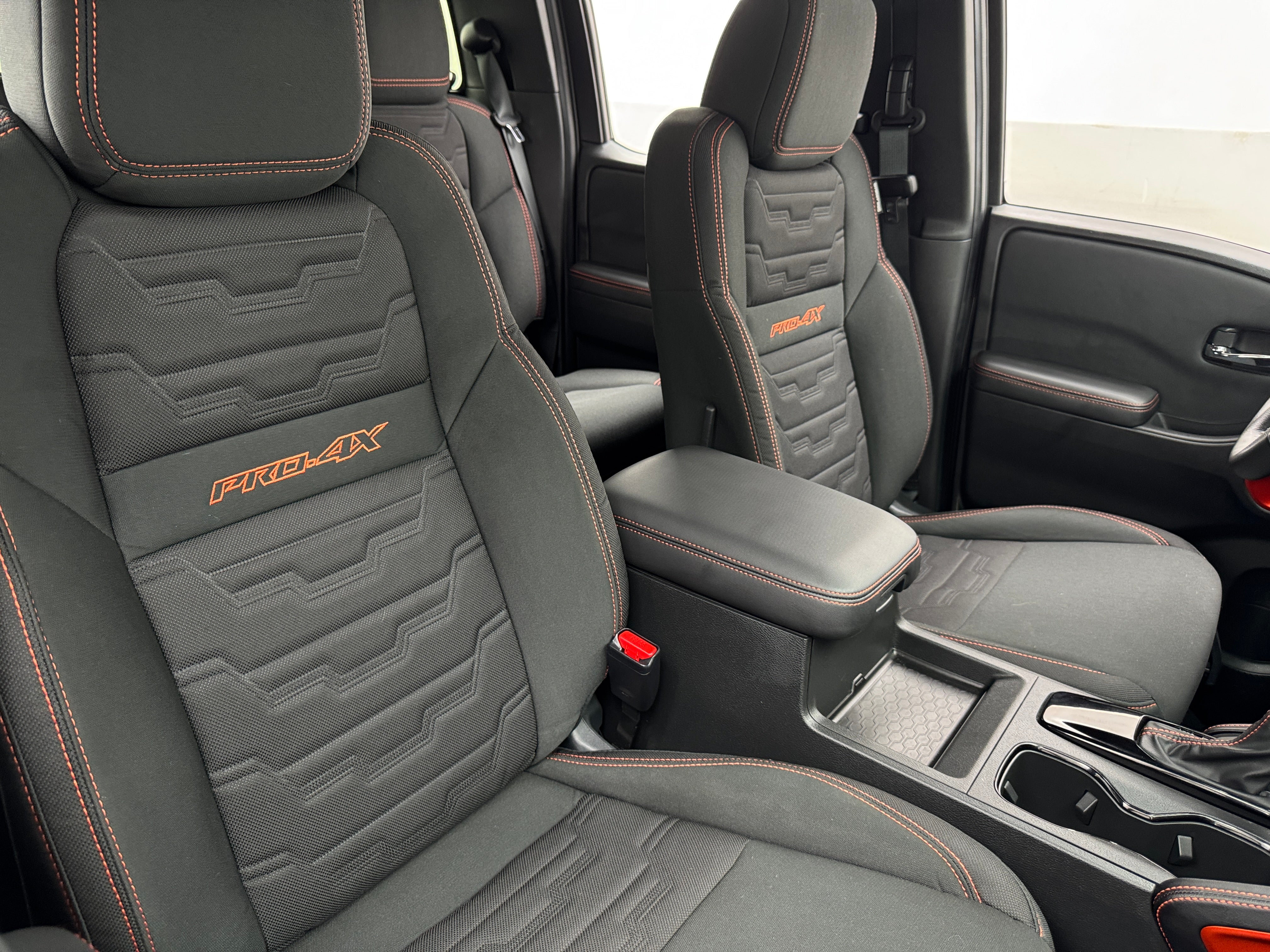 2024 Nissan Frontier PRO-4X 2