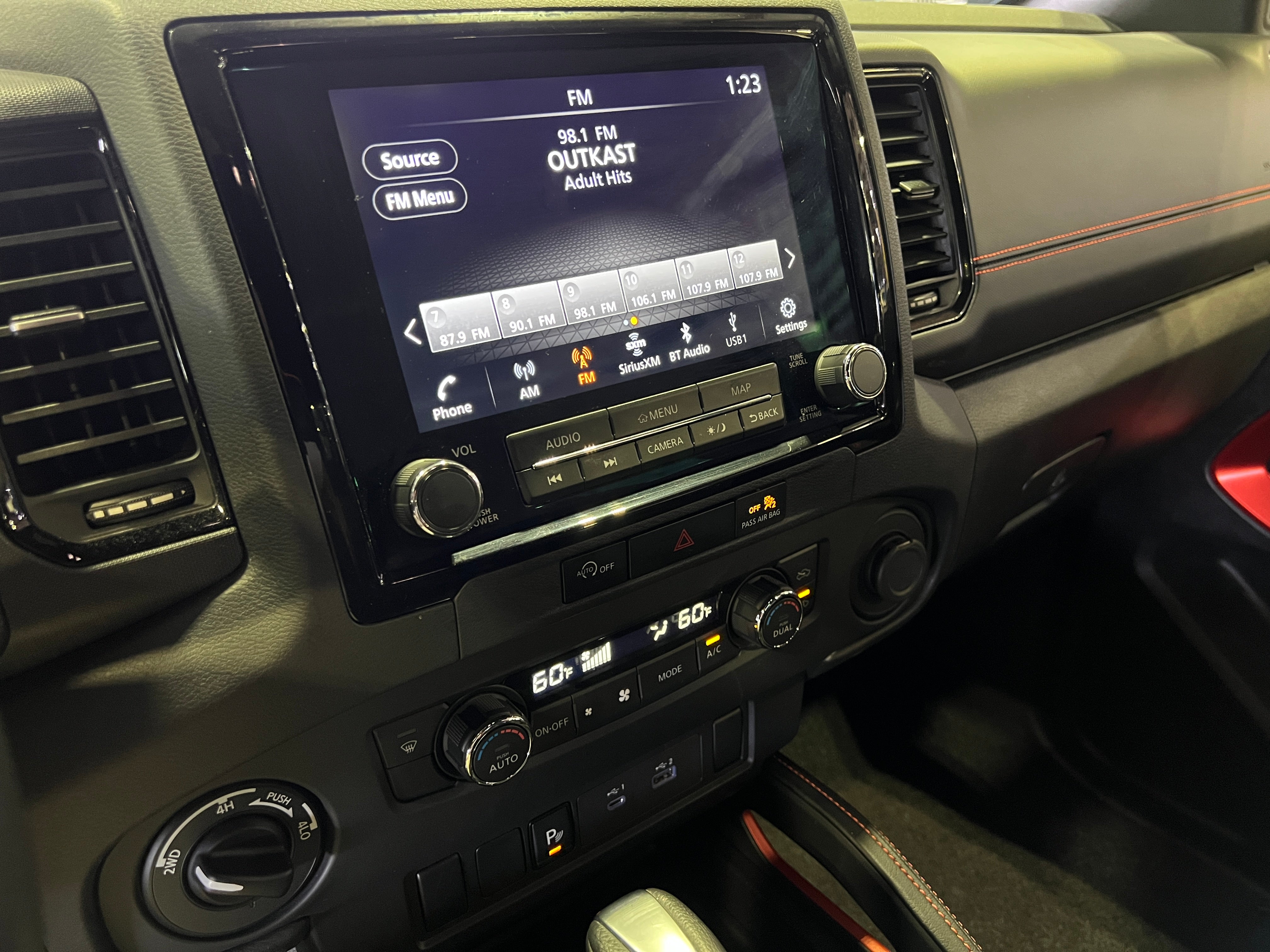 2024 Nissan Frontier PRO-4X 4