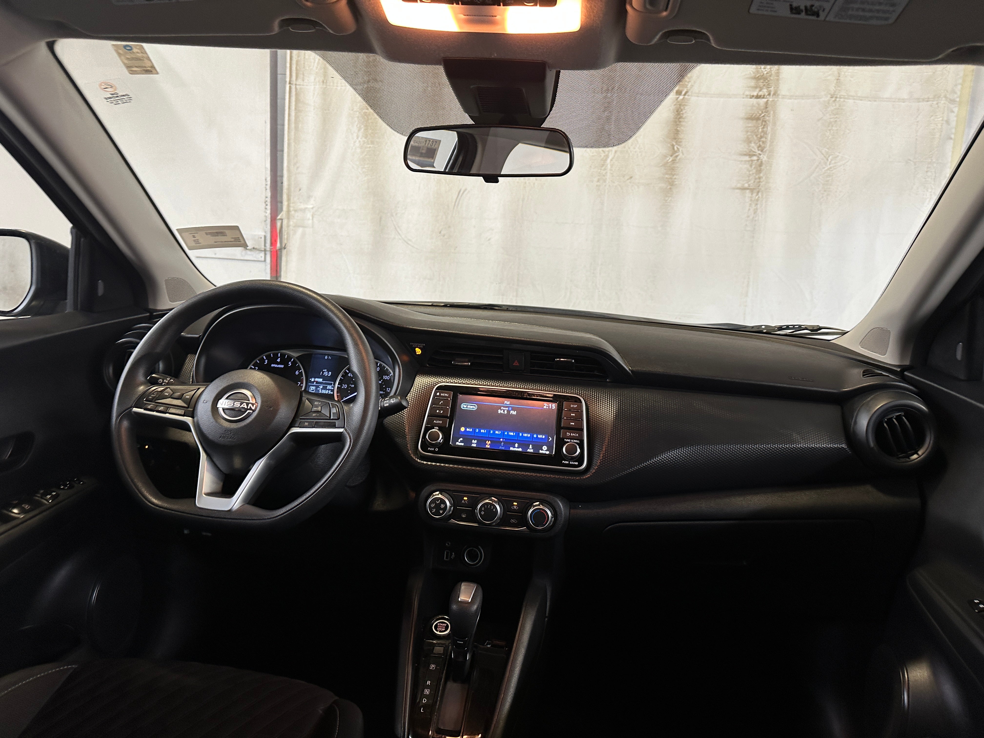2022 Nissan Kicks S 3
