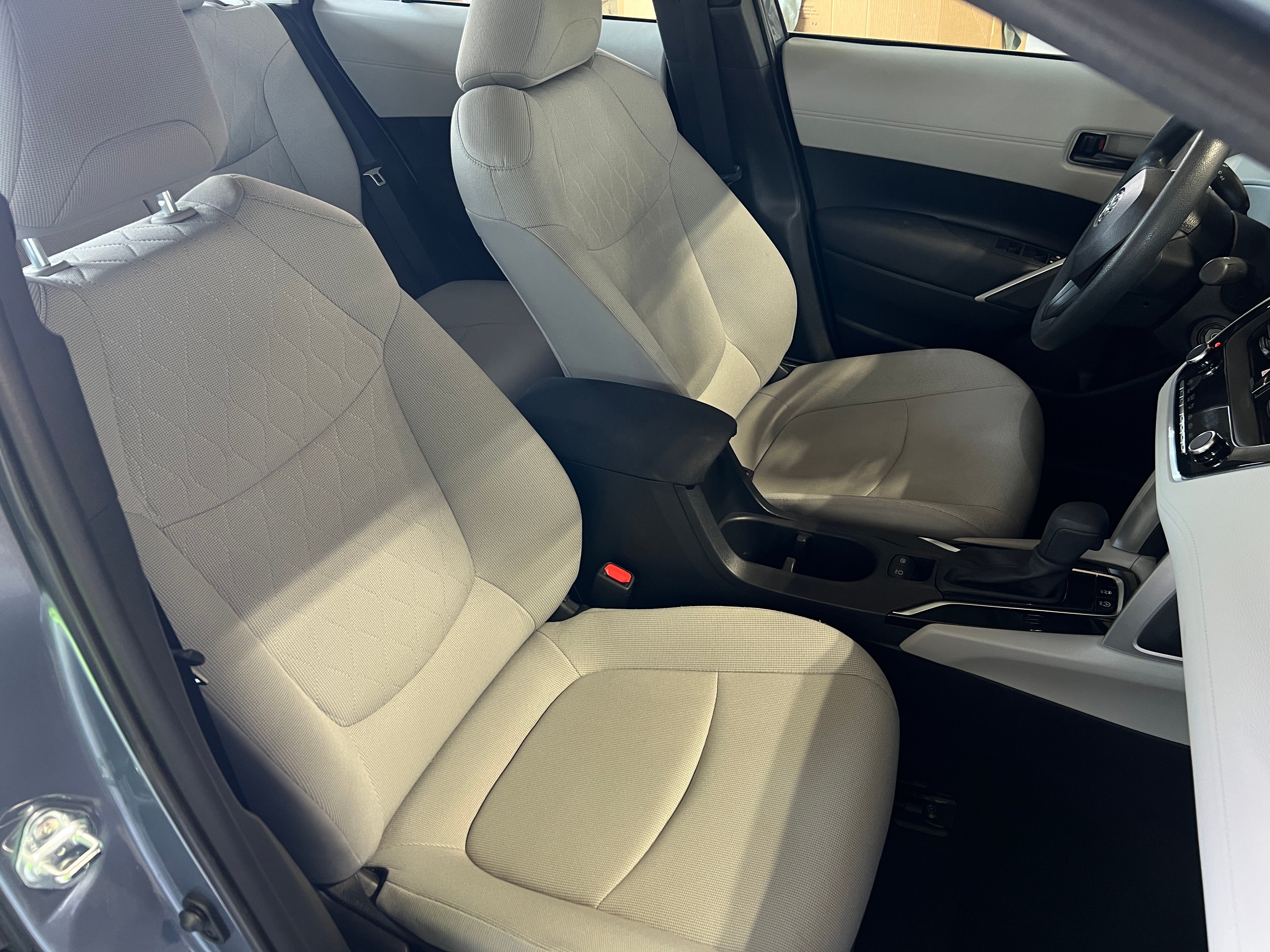 2023 Toyota Corolla Cross L 2