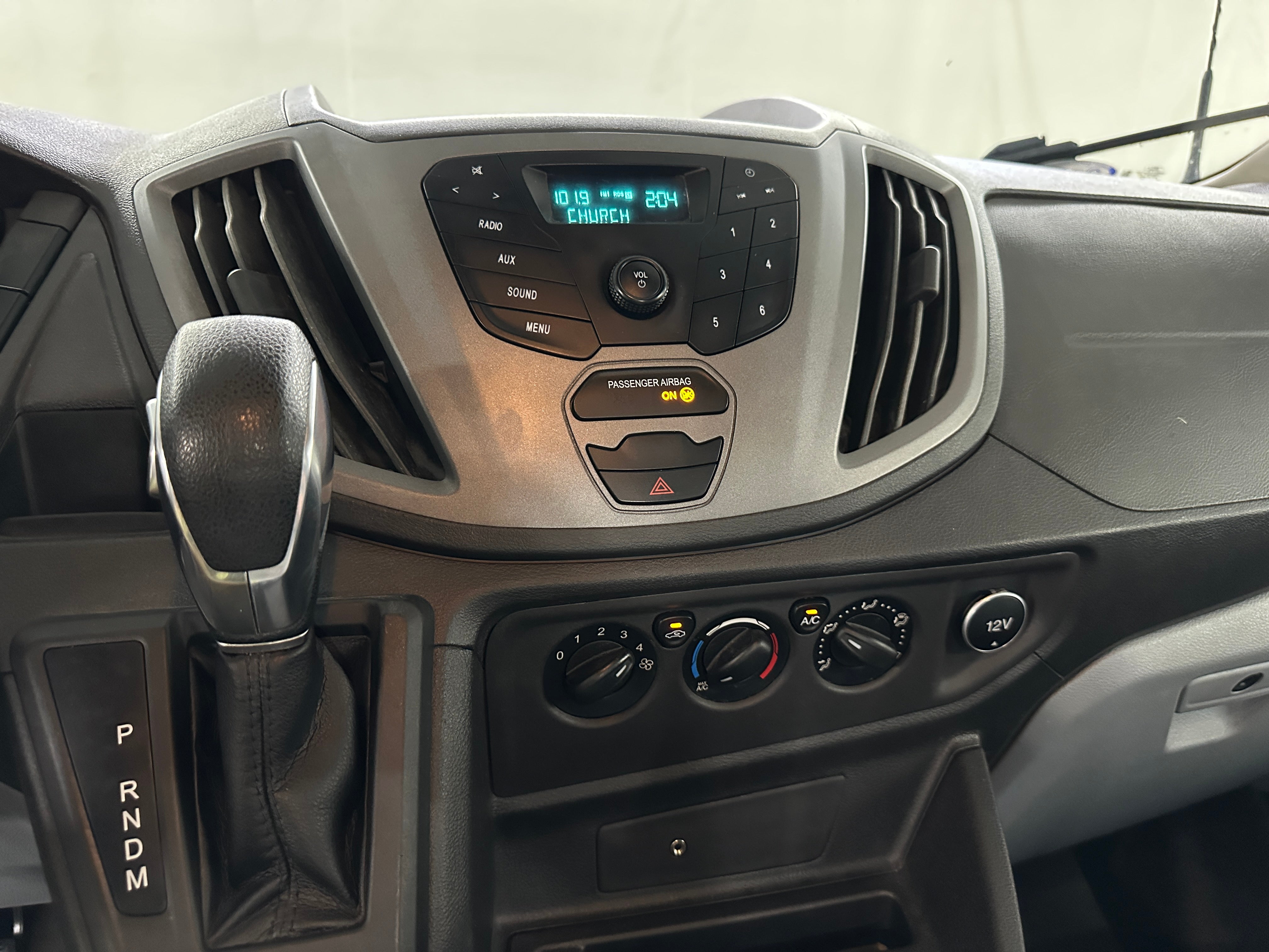 2018 Ford Transit Series 150 4