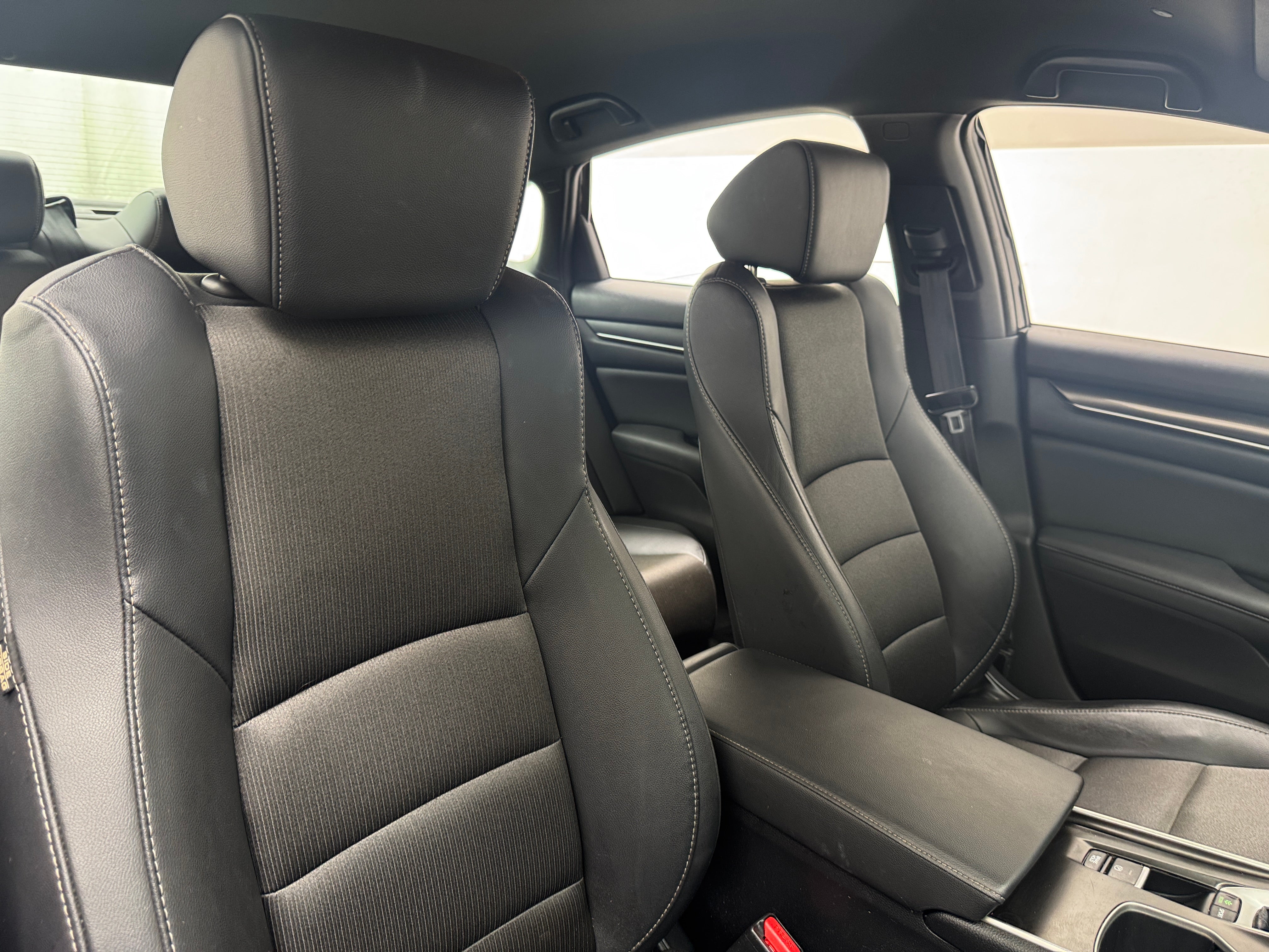 2020 Honda Accord Sport 2