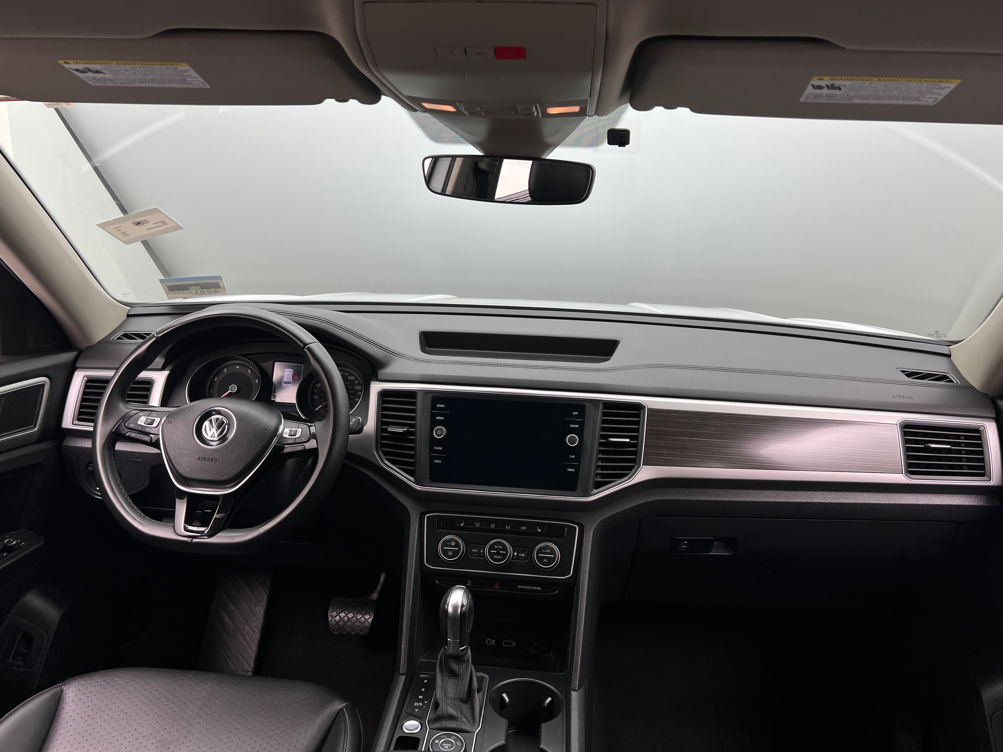 2019 Volkswagen Atlas SE 2