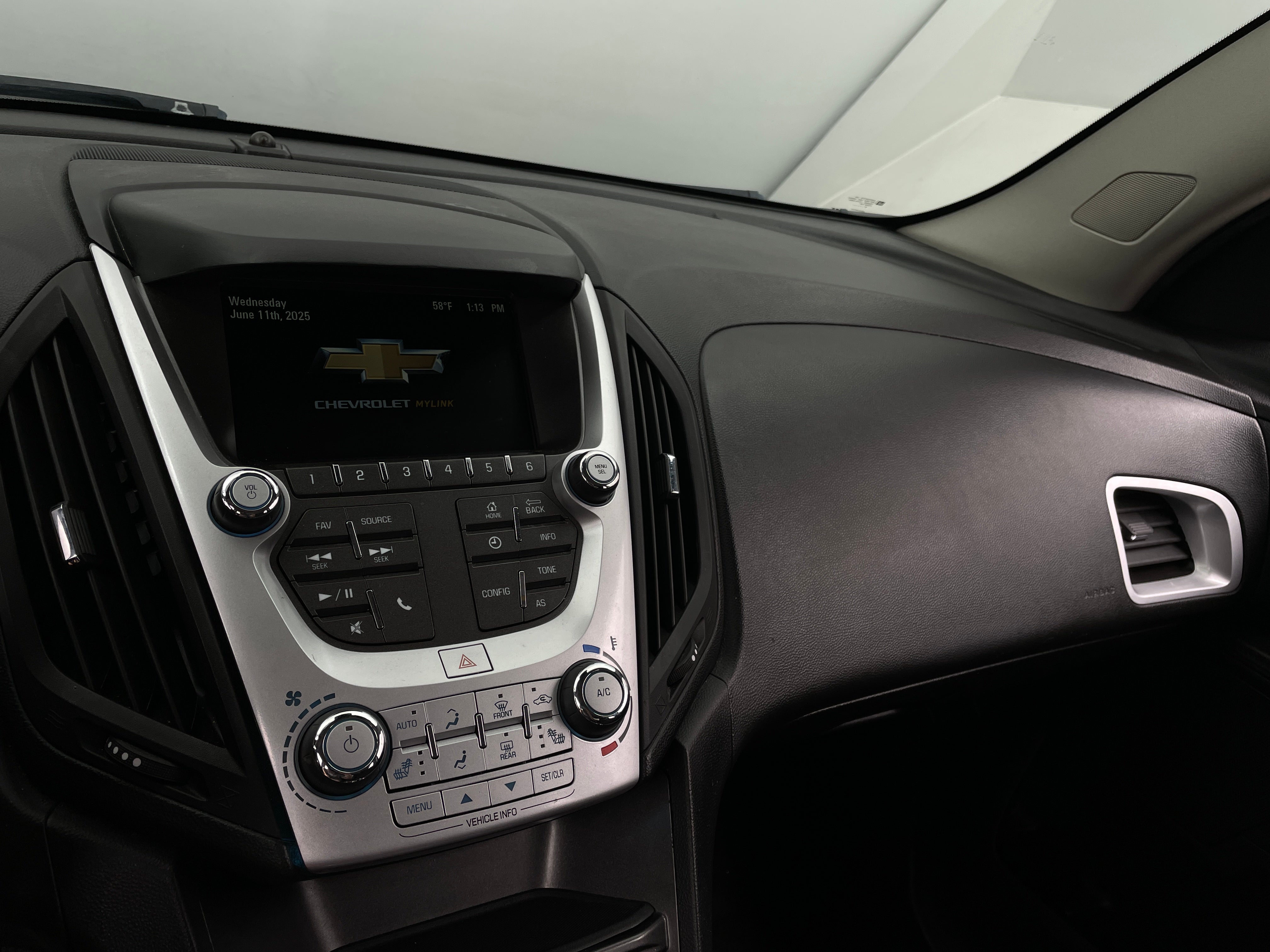 2017 Chevrolet Equinox LT 4
