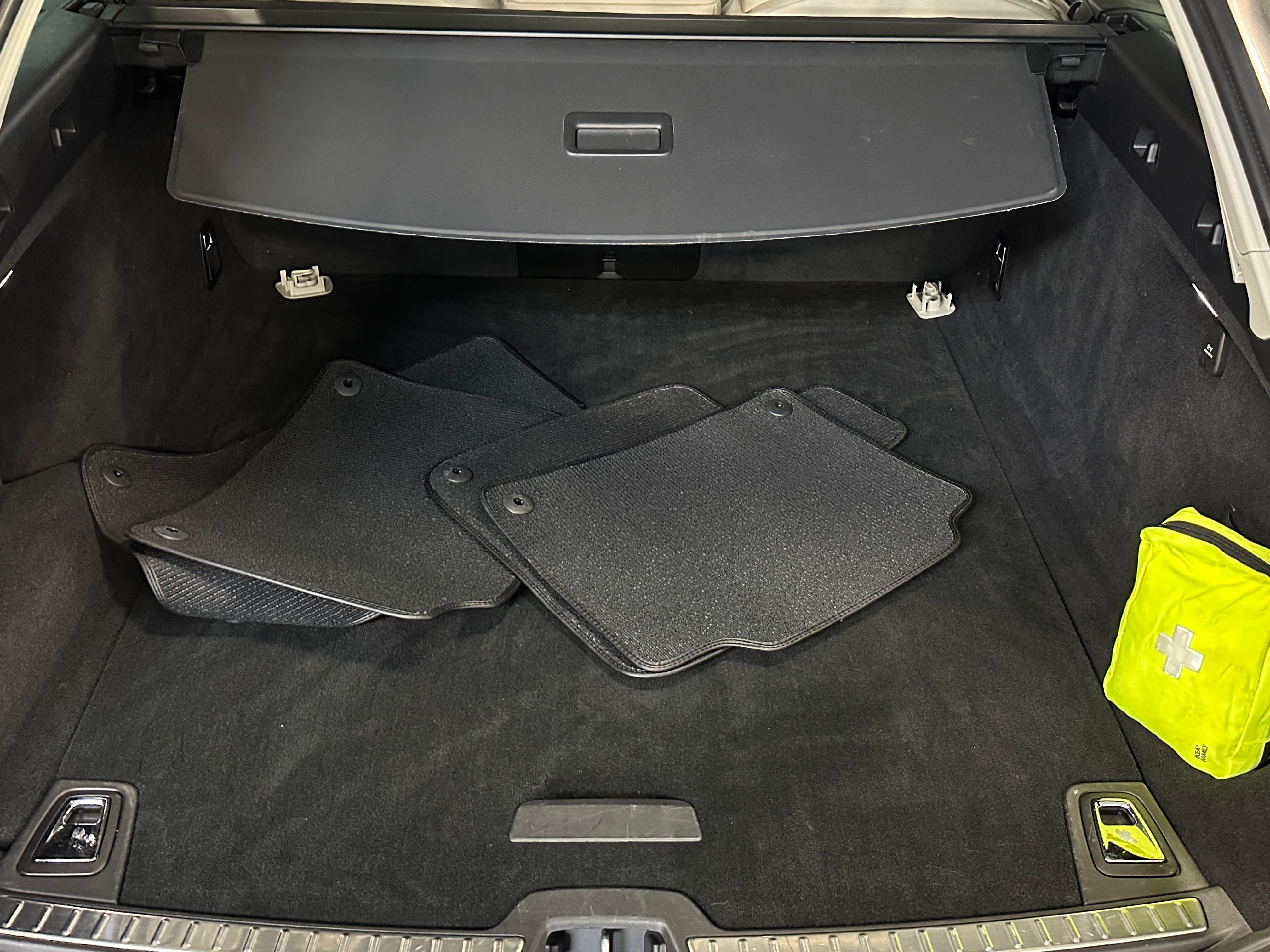 2022 Volvo V90 B6 6