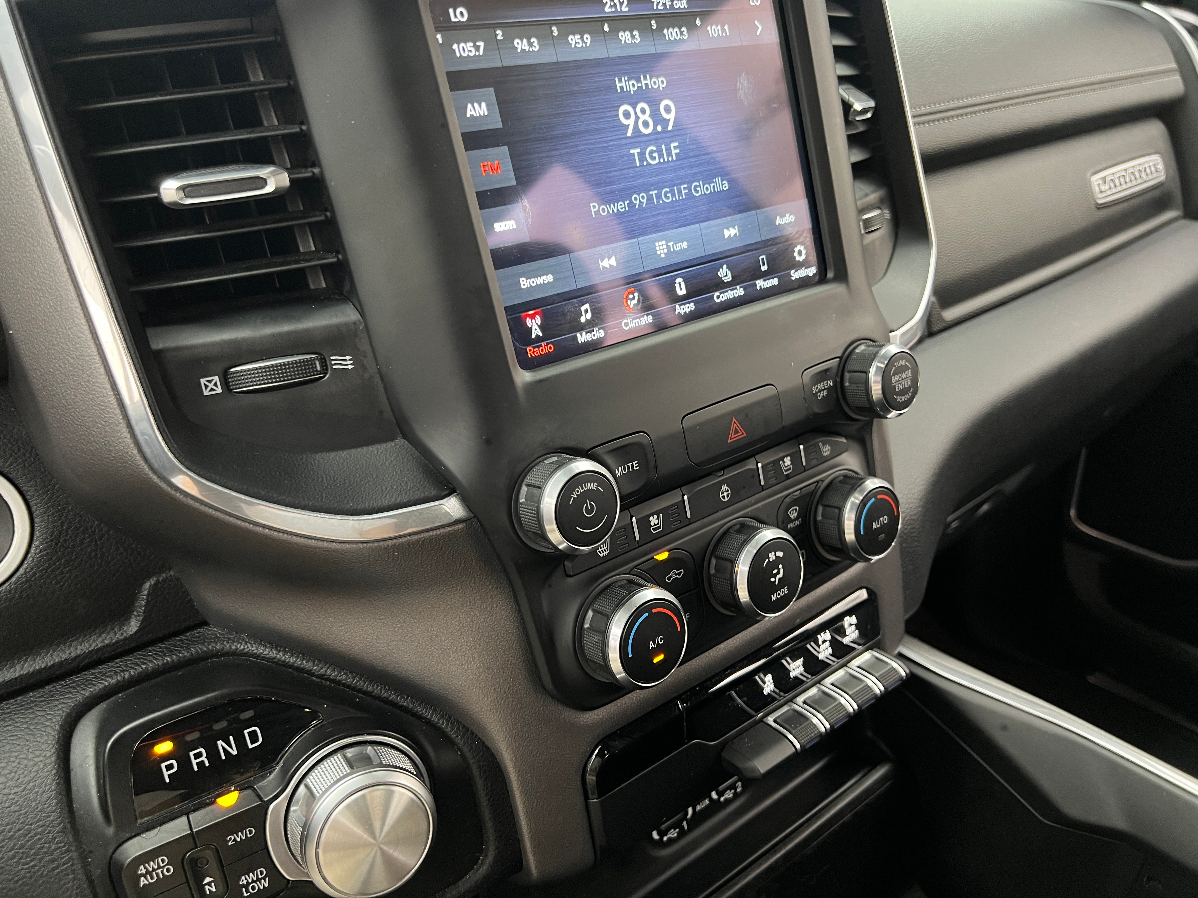 2021 RAM 1500 Laramie 3