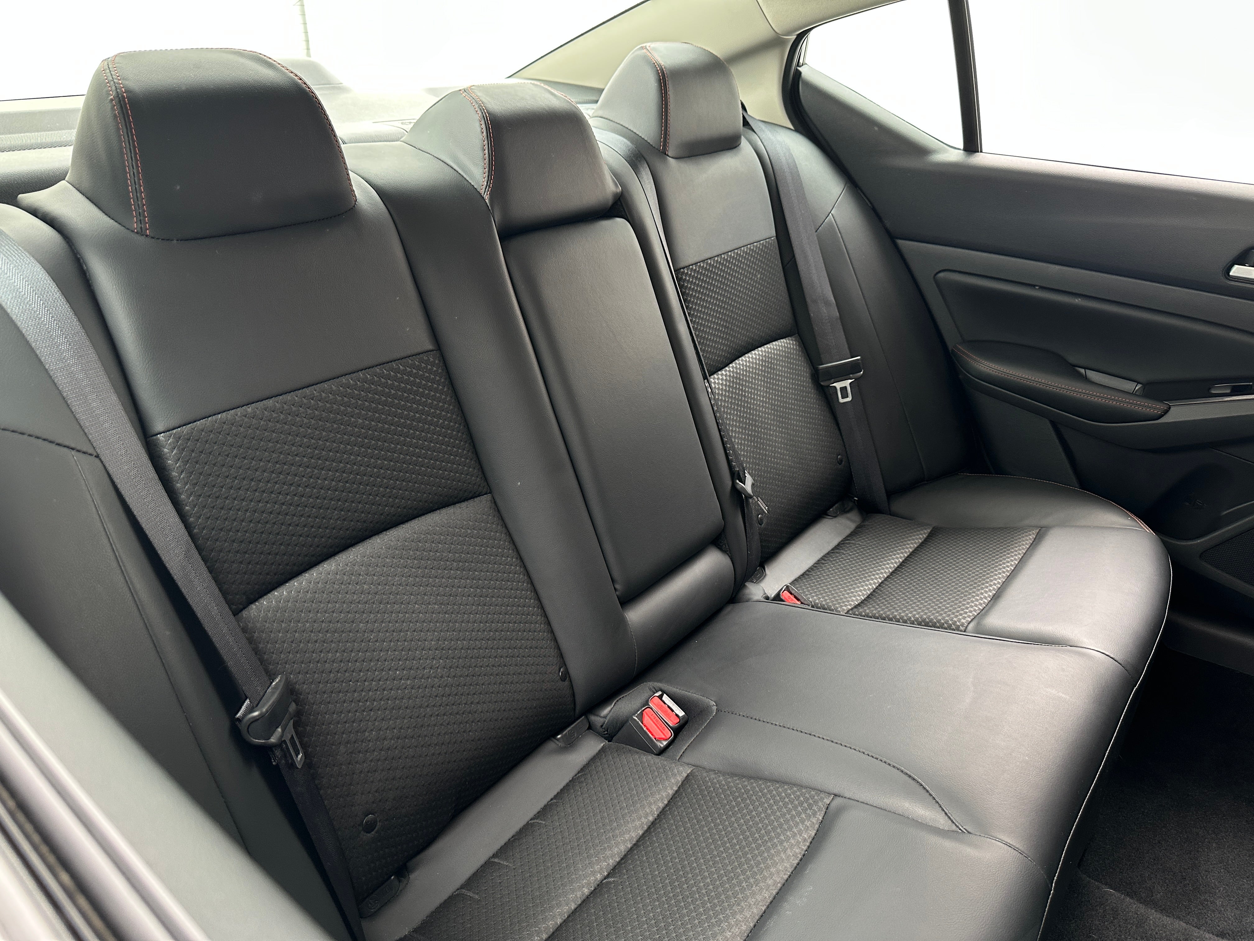 2025 Nissan Altima SR 6