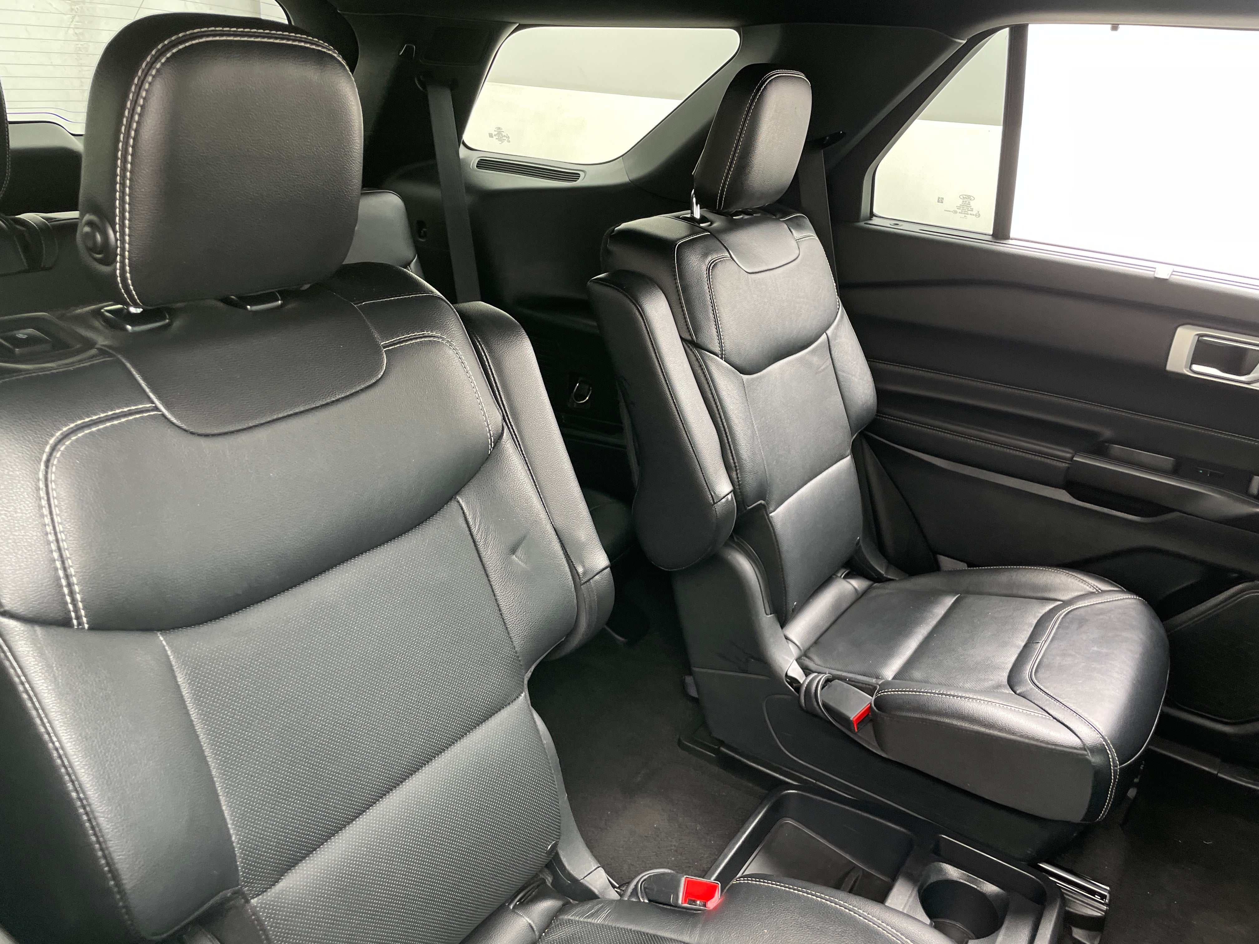 2020 Ford Explorer ST 5