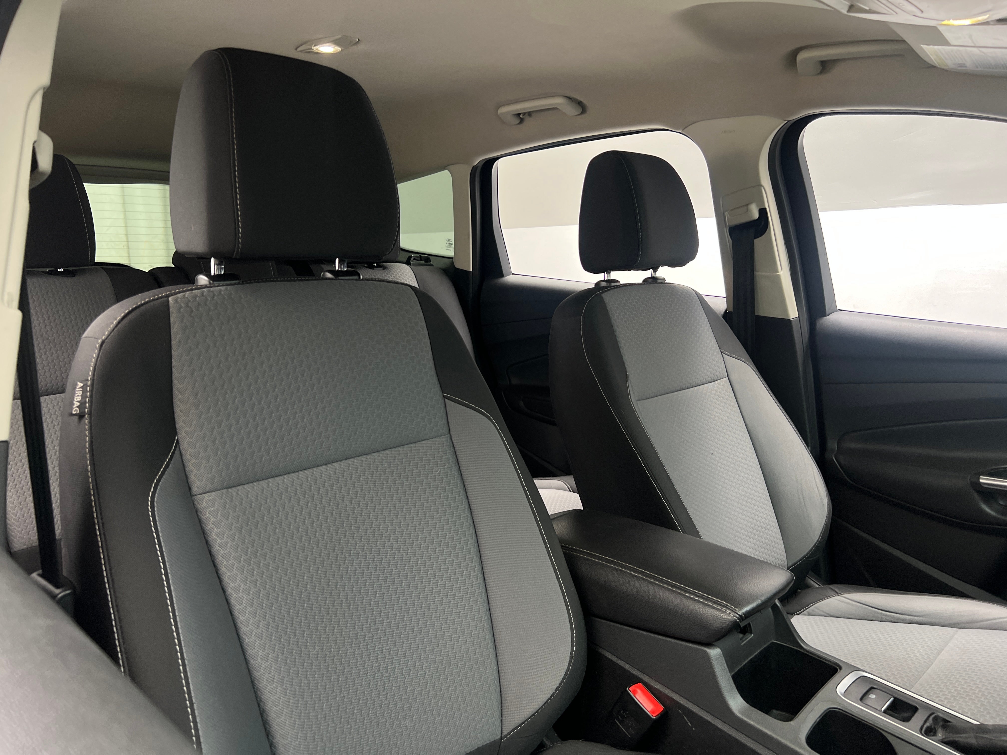 2017 Ford Escape SE 2