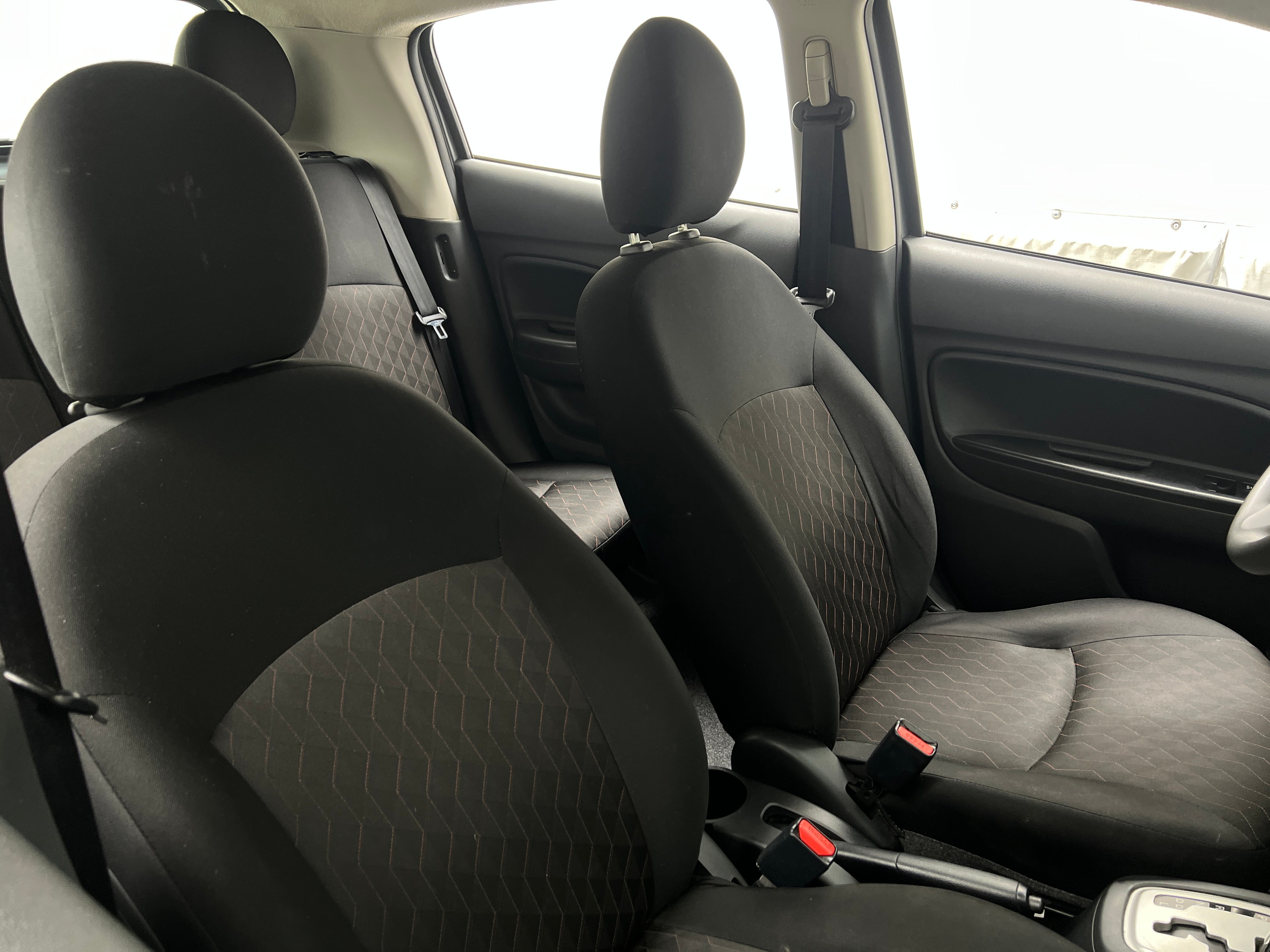 2021 Mitsubishi Mirage LE 2