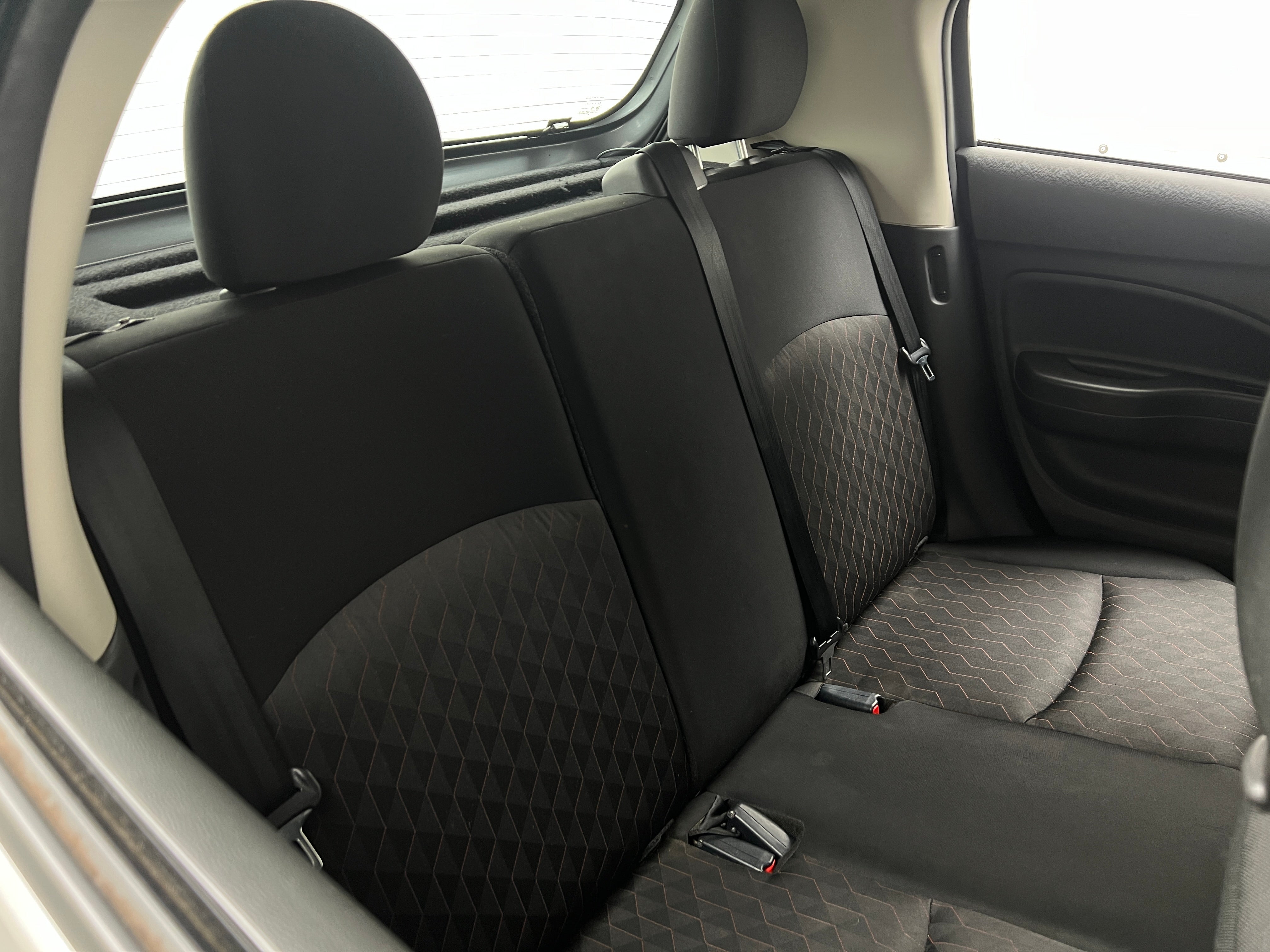 2021 Mitsubishi Mirage LE 6