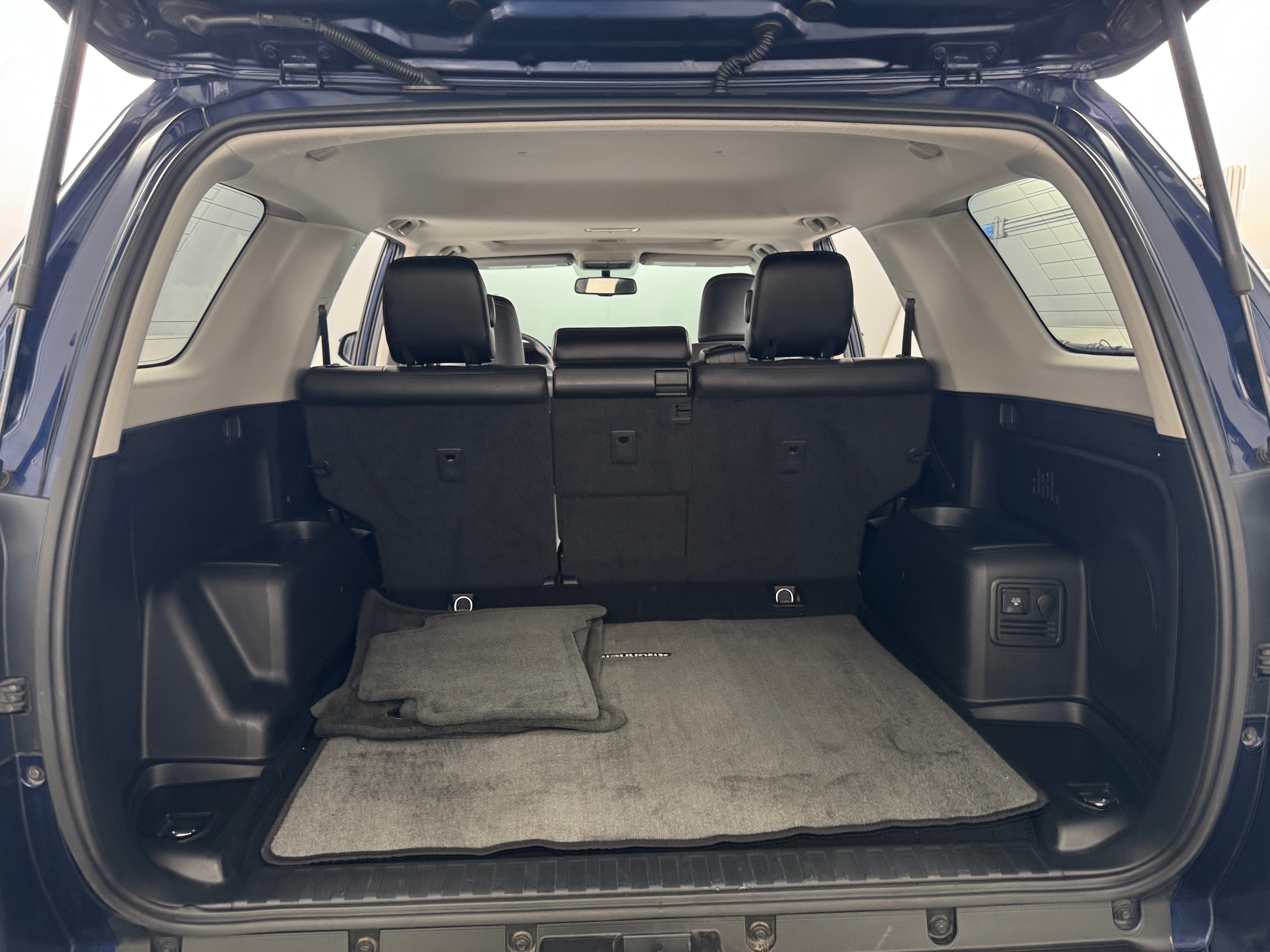 2017 Toyota 4Runner Limited 6