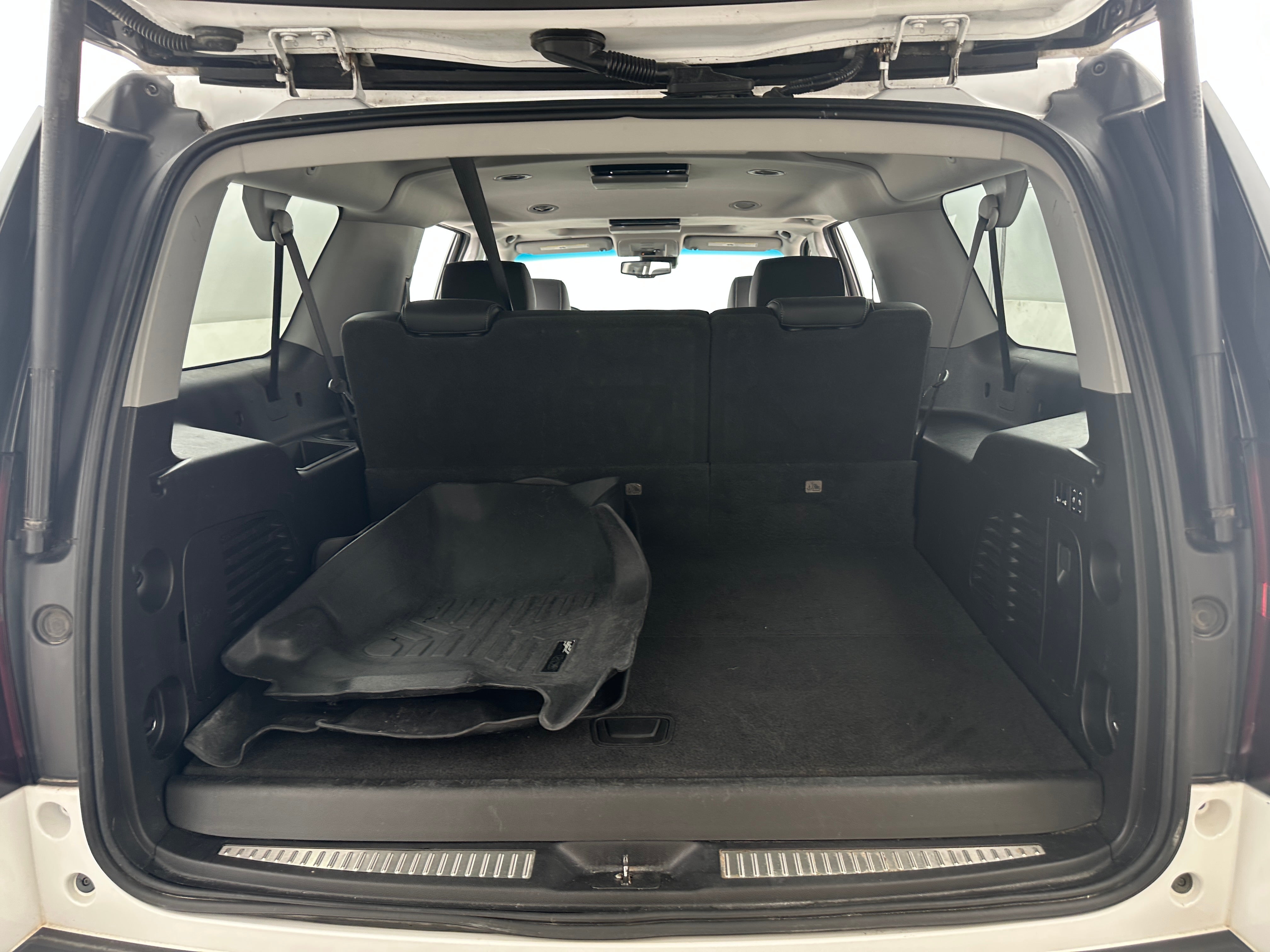2018 Chevrolet Suburban Premier 6