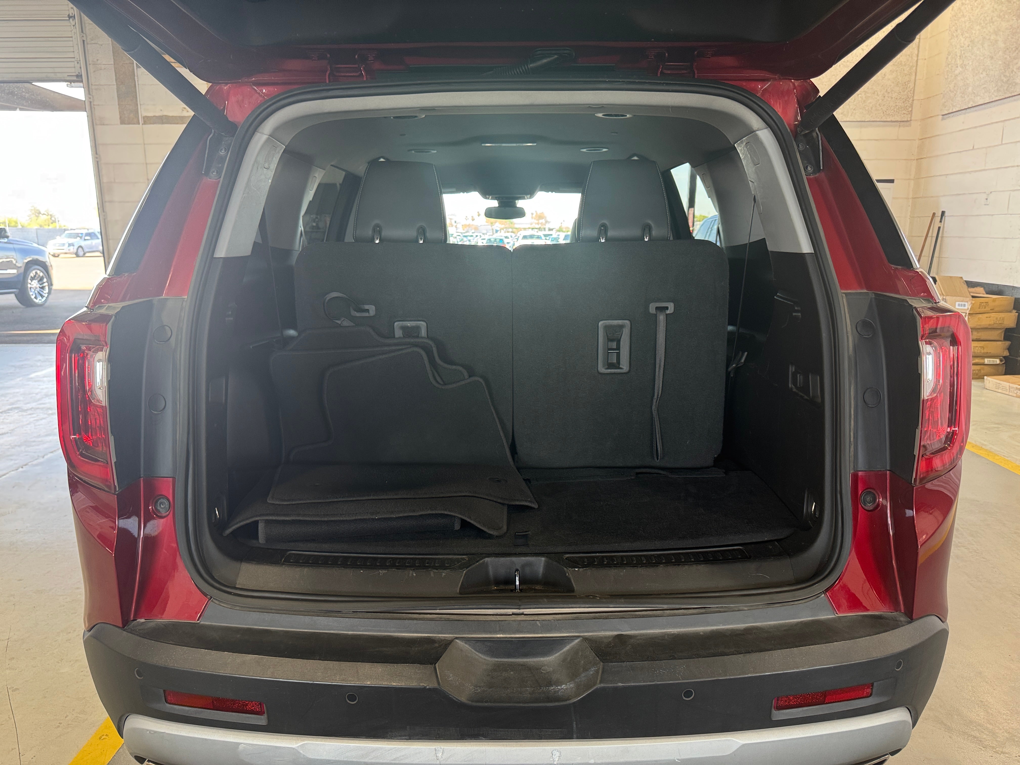 2023 GMC Acadia SLT 6