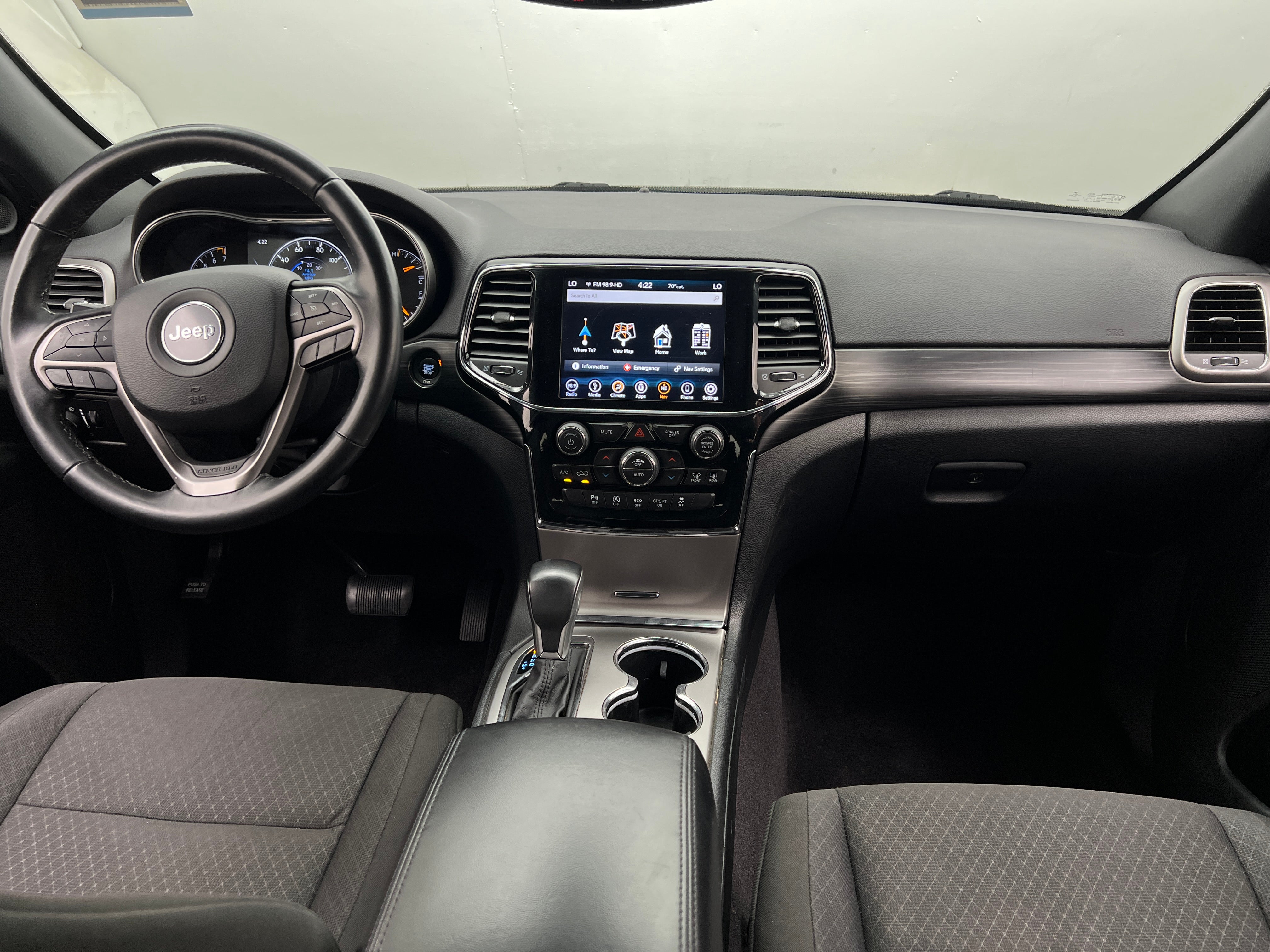 Thumbnail: 2019 Jeep Grand Cherokee - 3