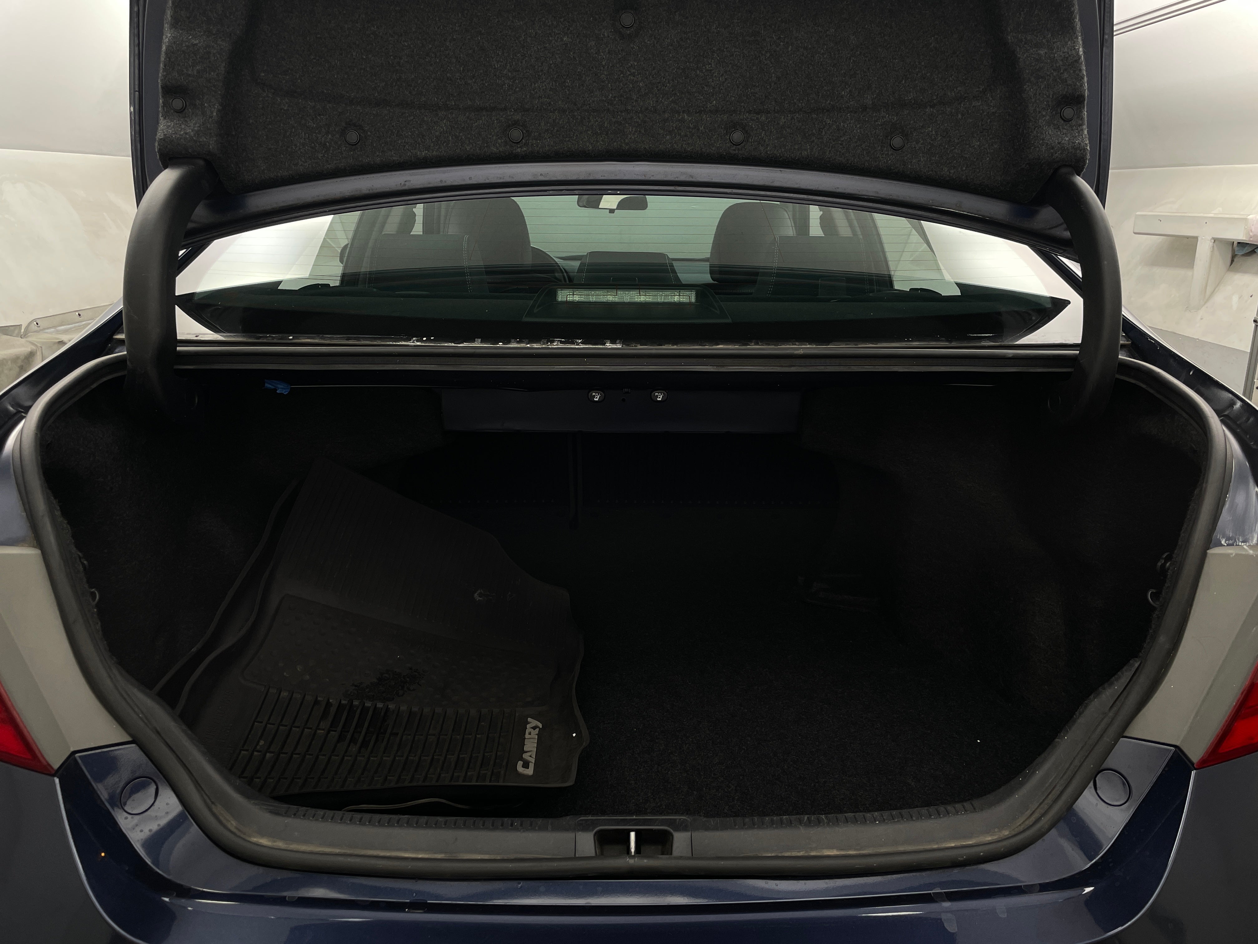 2017 Toyota Camry XLE 6