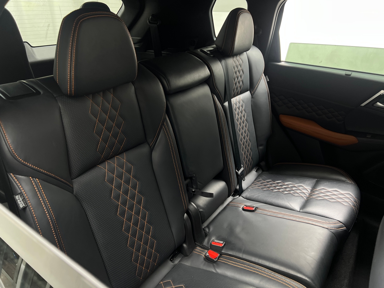 Thumbnail: 2022 Mitsubishi Outlander - 5