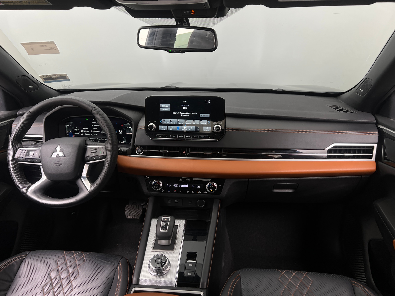 Thumbnail: 2022 Mitsubishi Outlander - 2