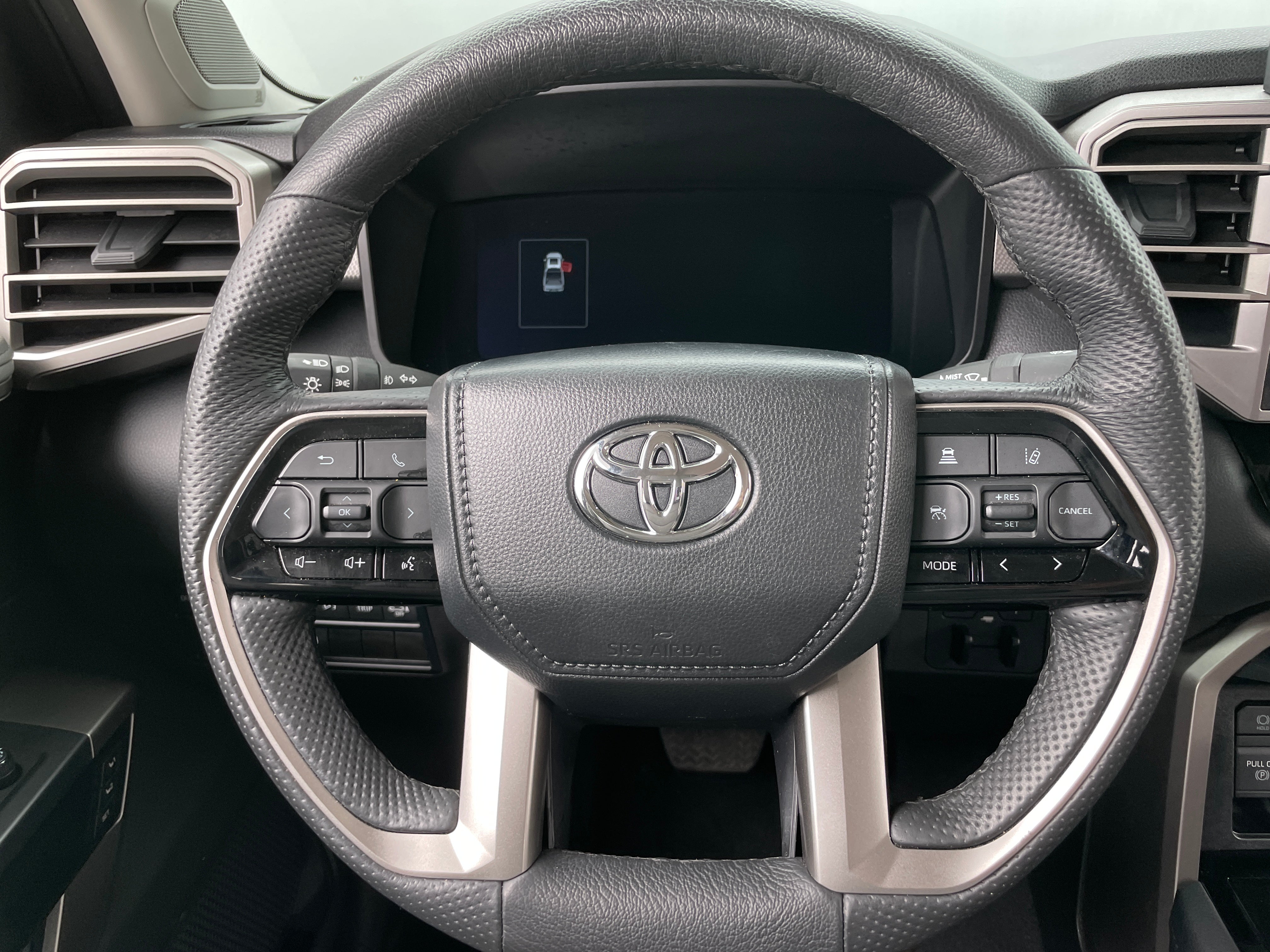 2024 Toyota Tundra Limited 4