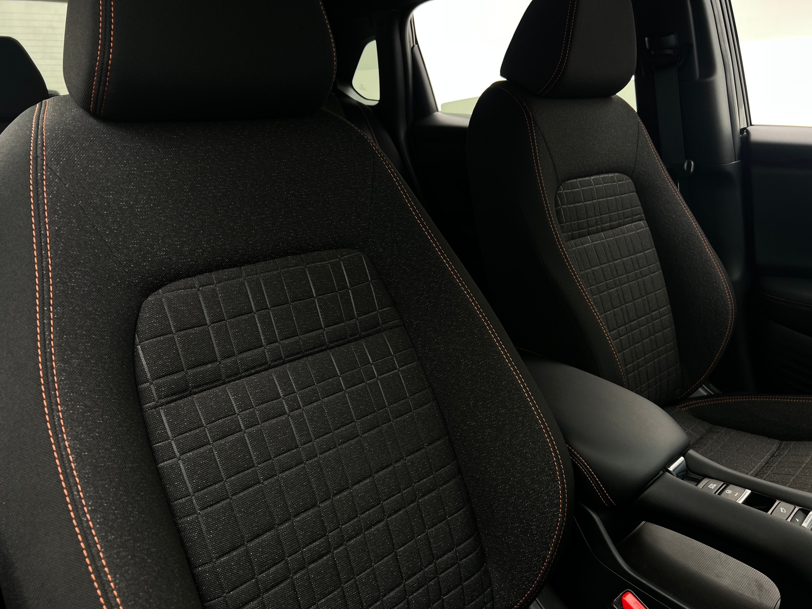 Thumbnail: 2023 Honda HR-V - 2