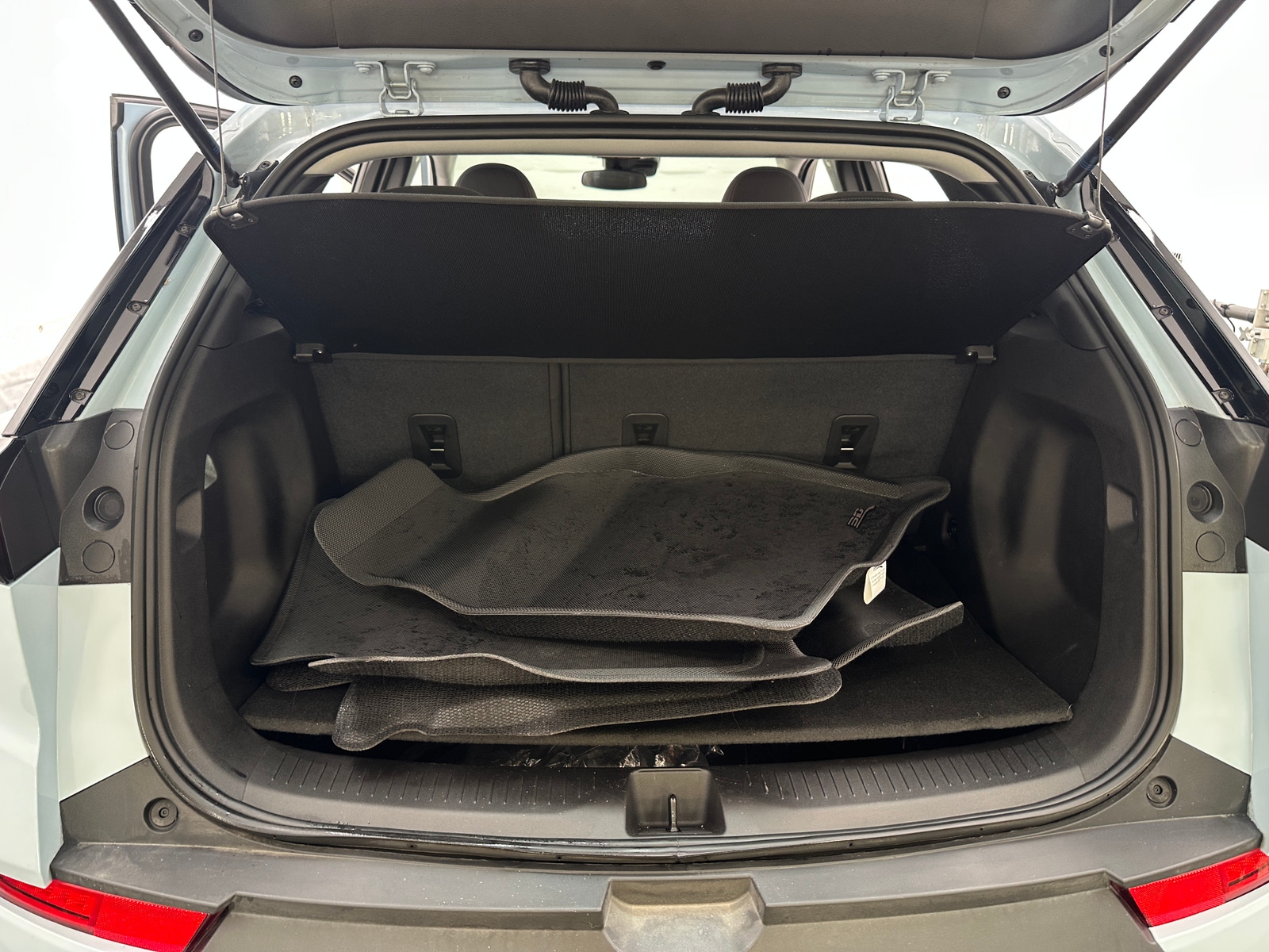 Thumbnail: 2023 Chevrolet Bolt EUV - 7