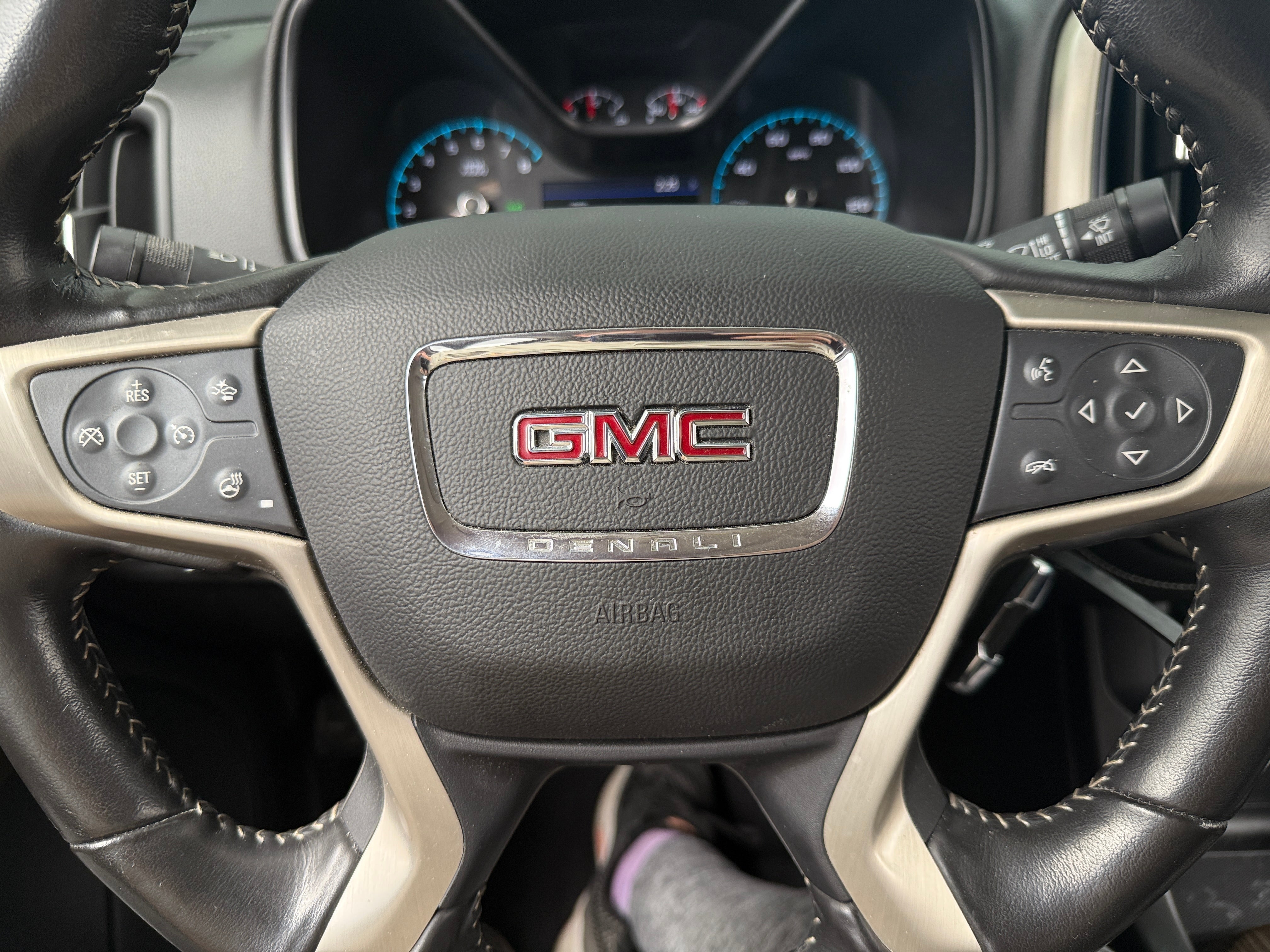 2020 GMC Canyon Denali 4