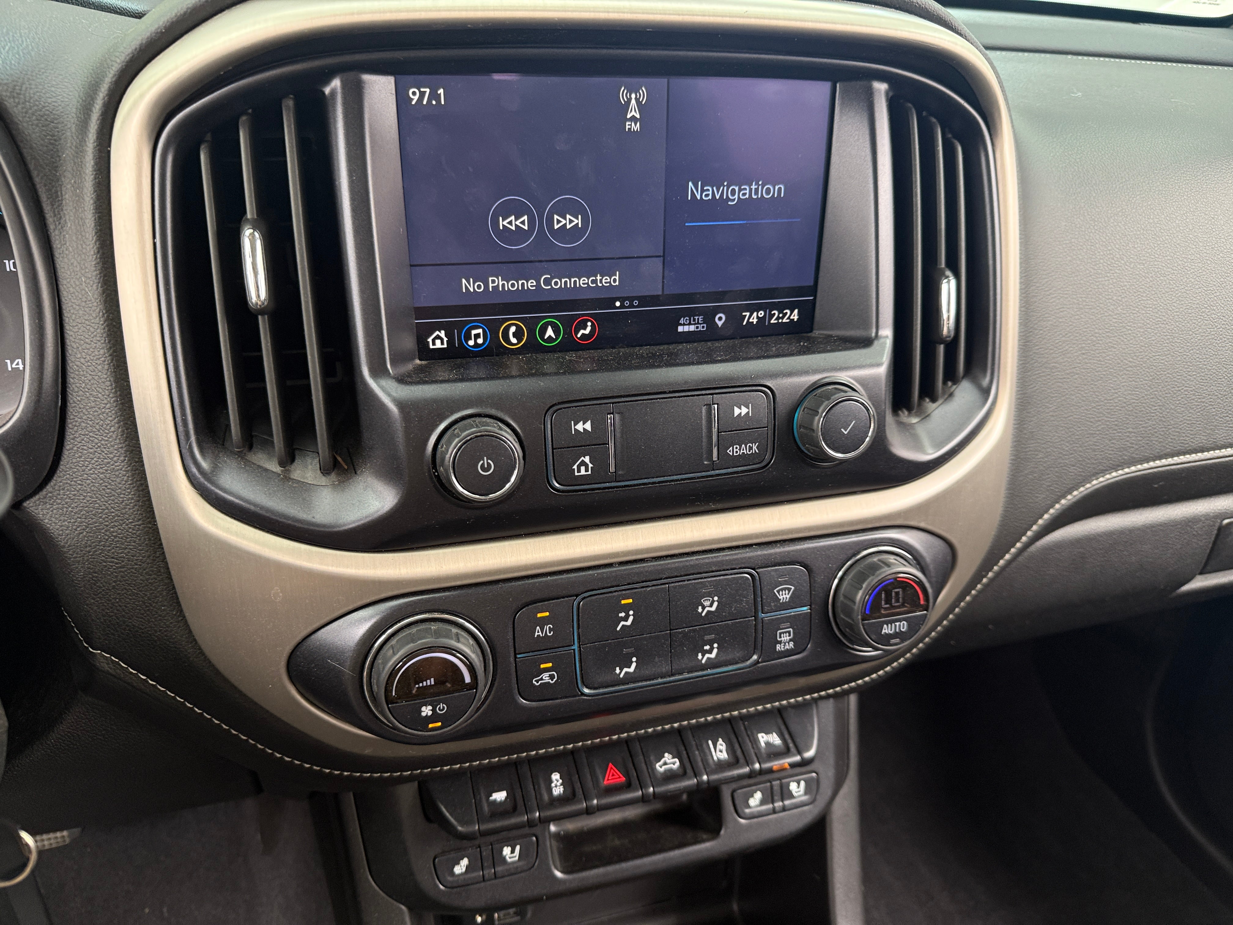 2020 GMC Canyon Denali 3