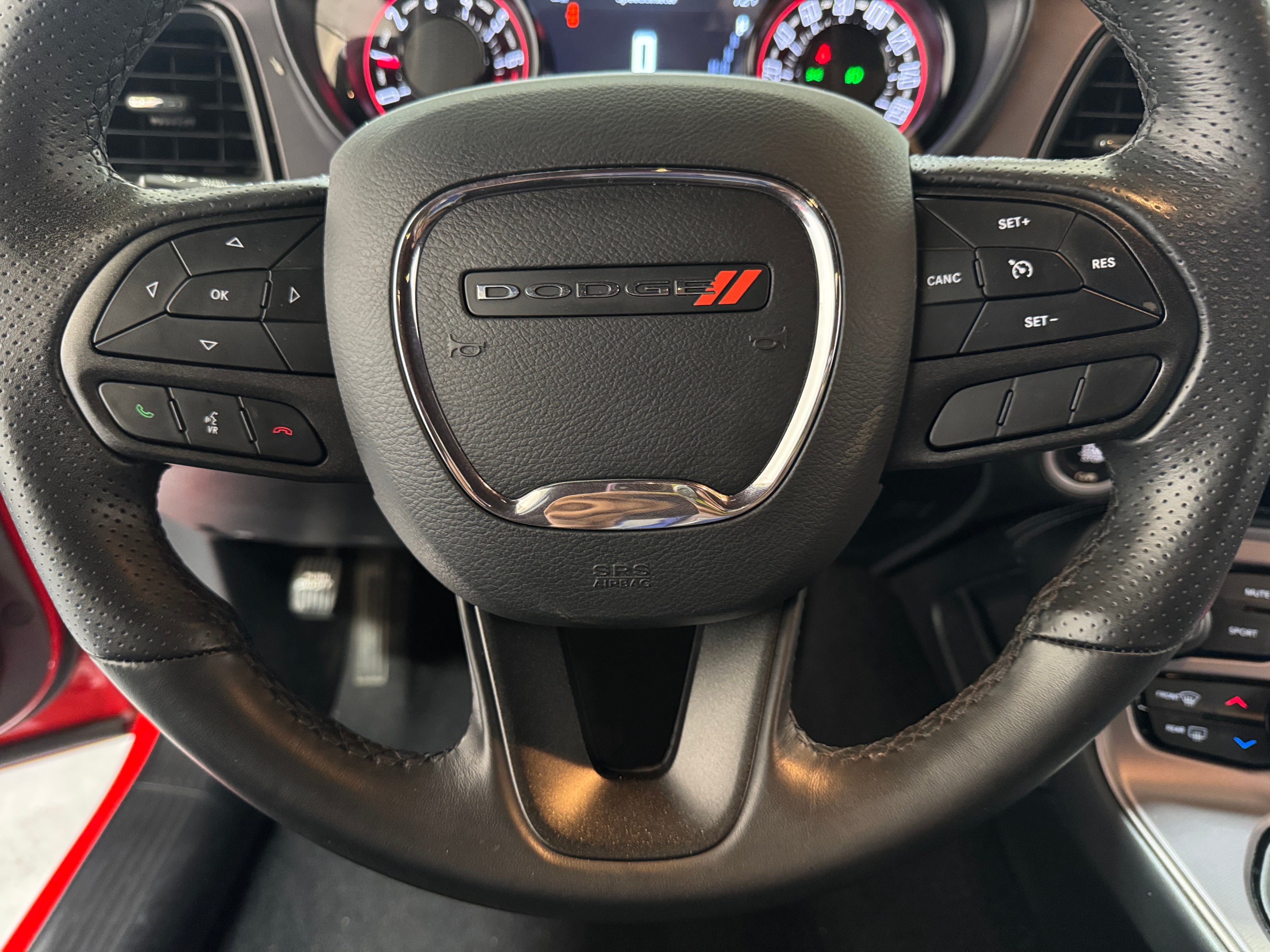 2023 Dodge Challenger SXT 4