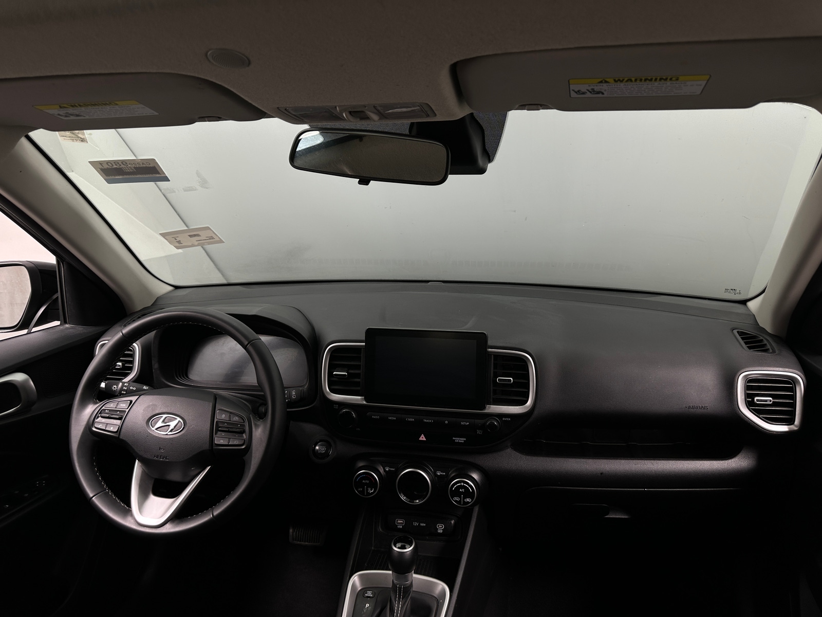 Thumbnail: 2024 Hyundai Venue - 3