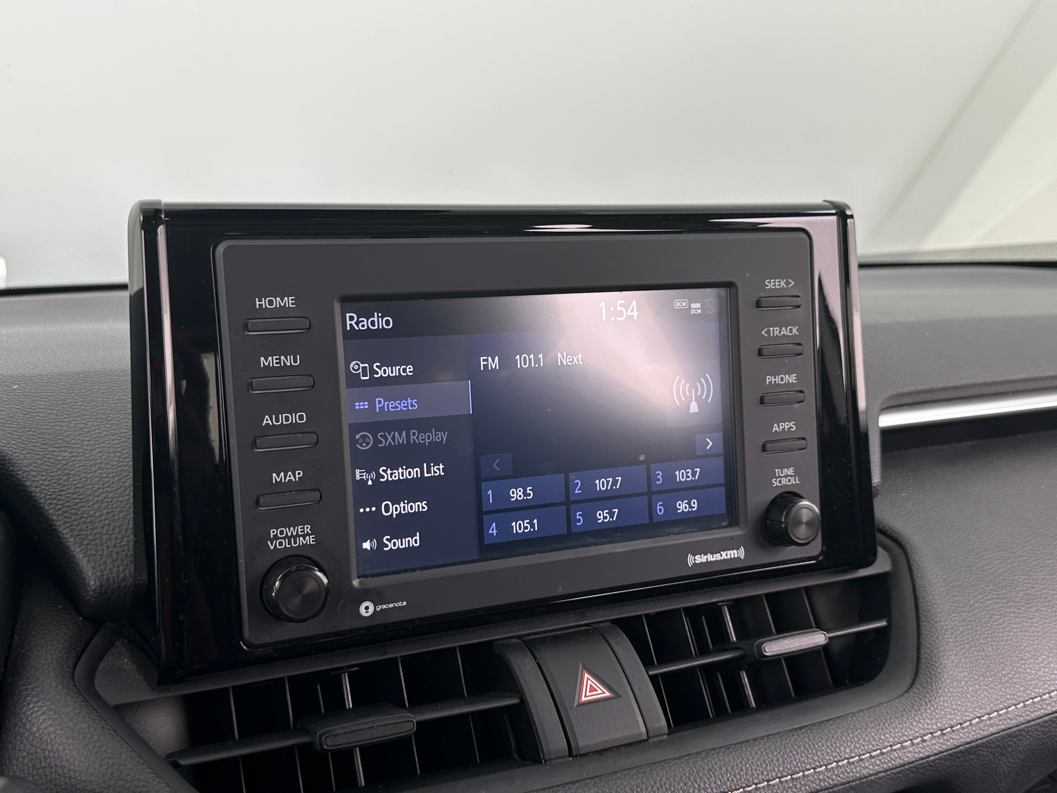 2022 Toyota RAV4 XLE 4