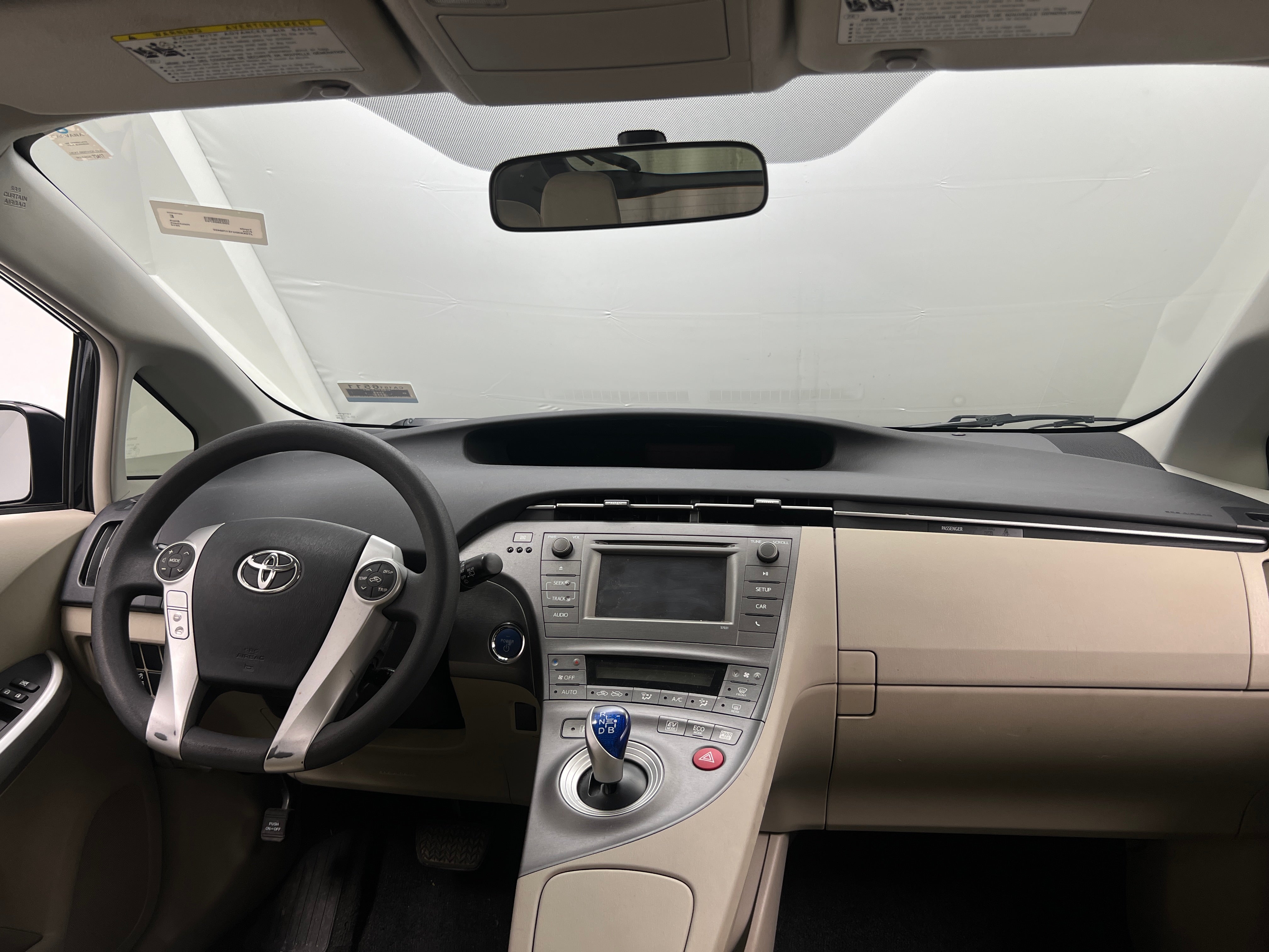 2014 Toyota Prius Two 3