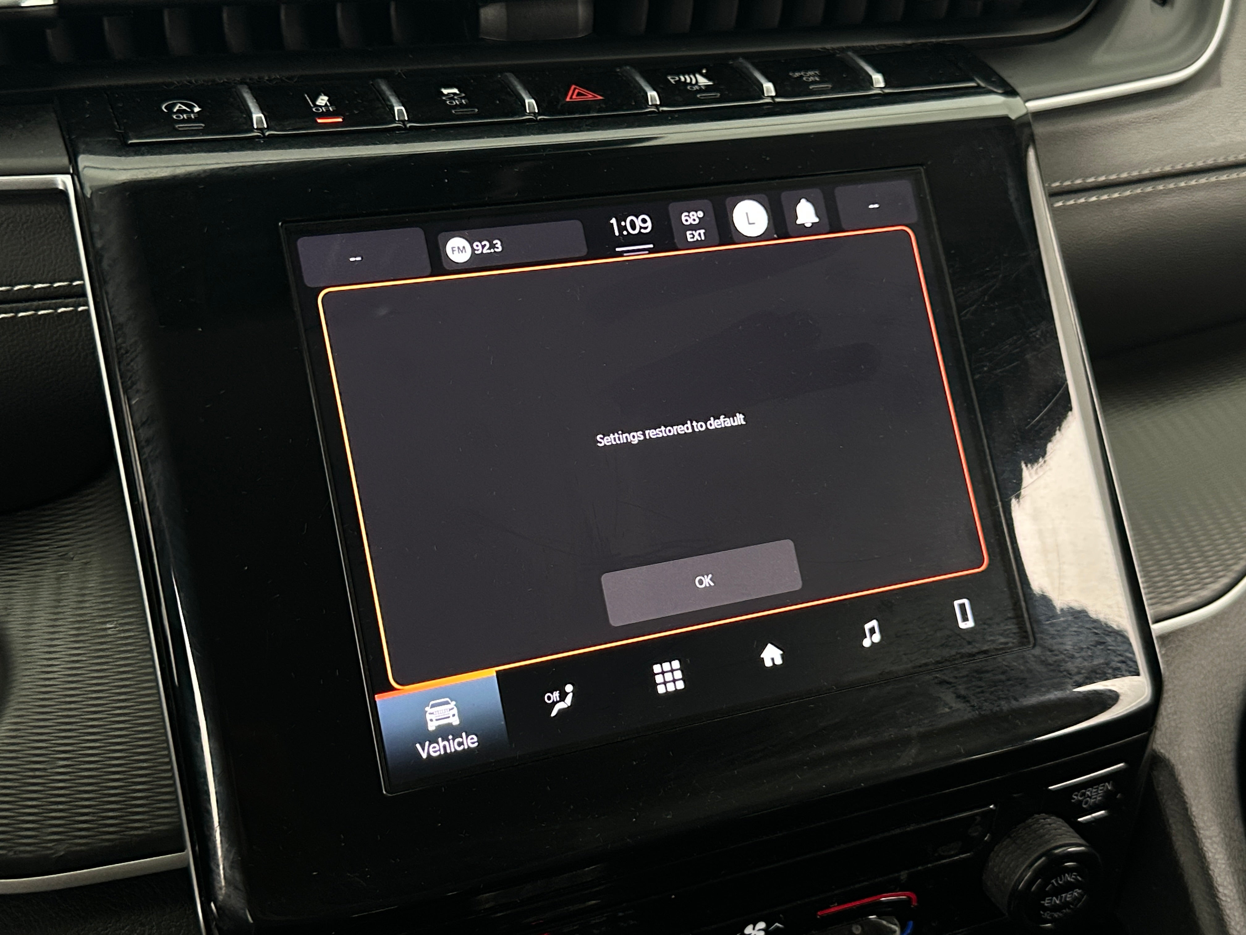 2023 Jeep Grand Cherokee Laredo 4