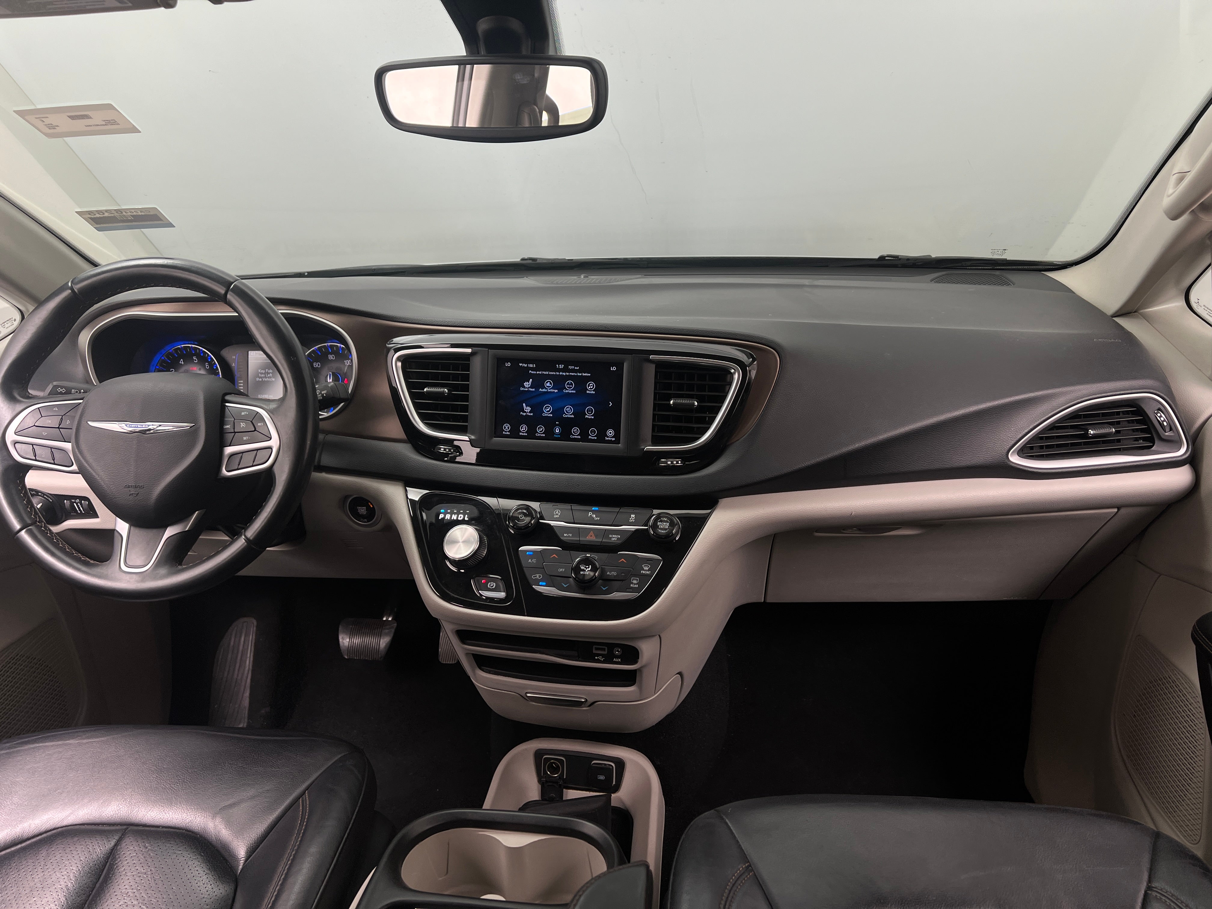 2018 Chrysler Pacifica Touring L 2