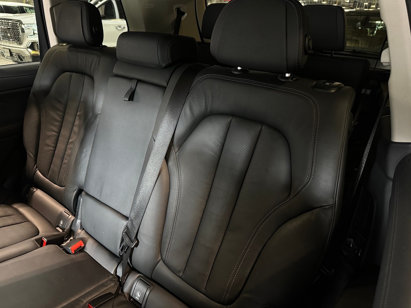 Thumbnail: 2021 BMW X7 - 5