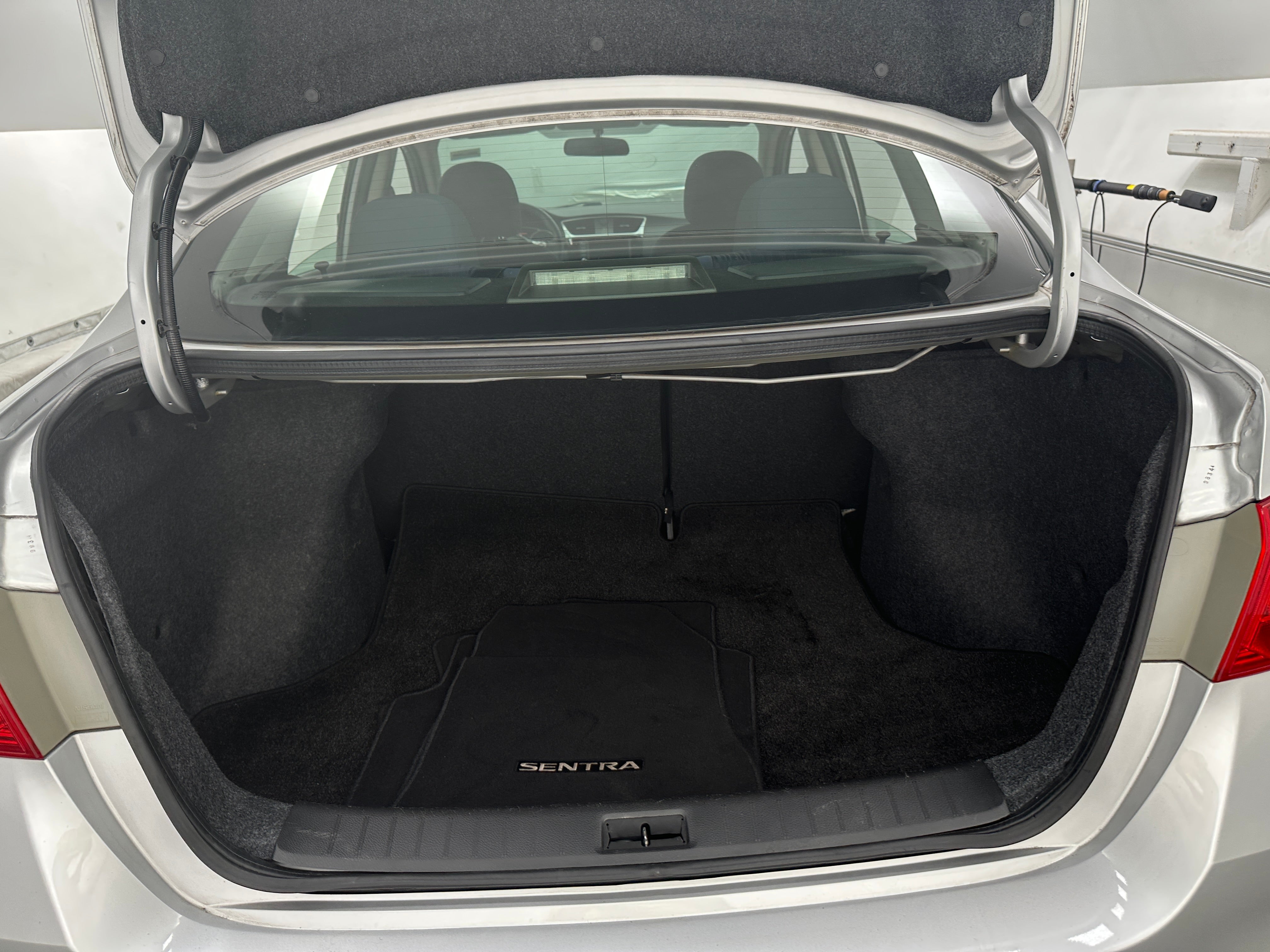 2019 Nissan Sentra SV 7