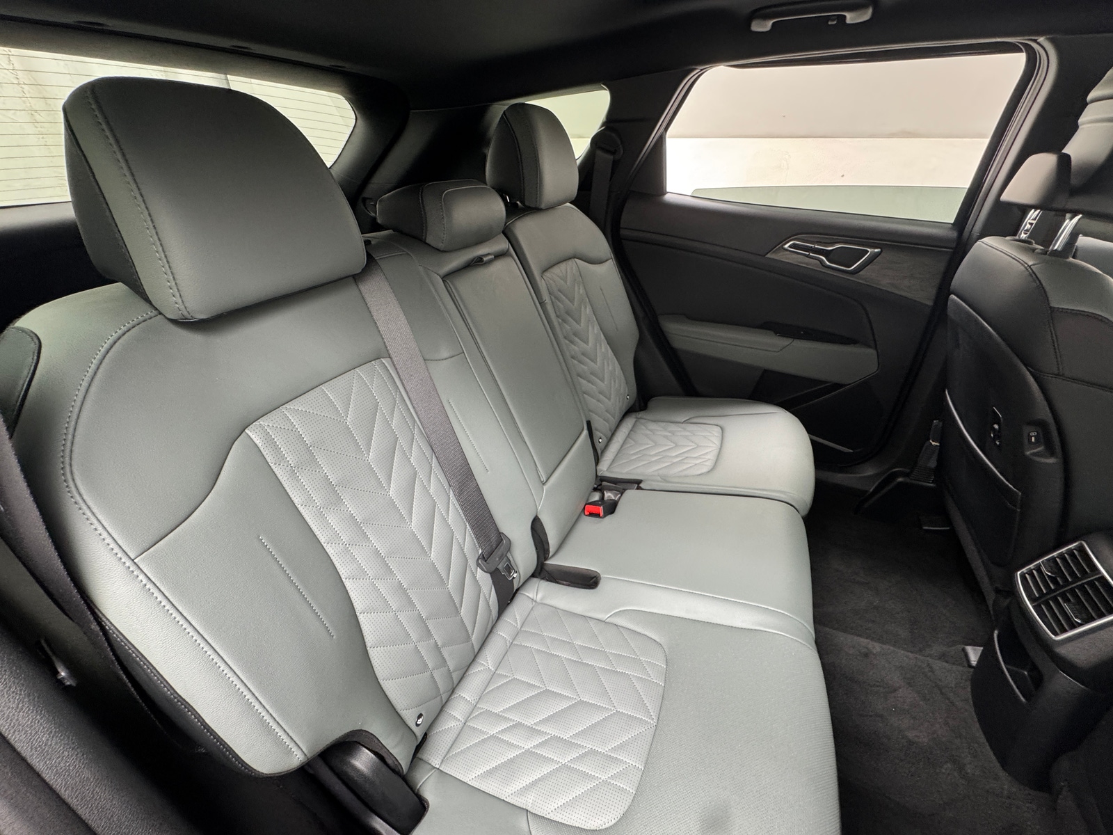 Thumbnail: 2024 Kia Sportage - 5