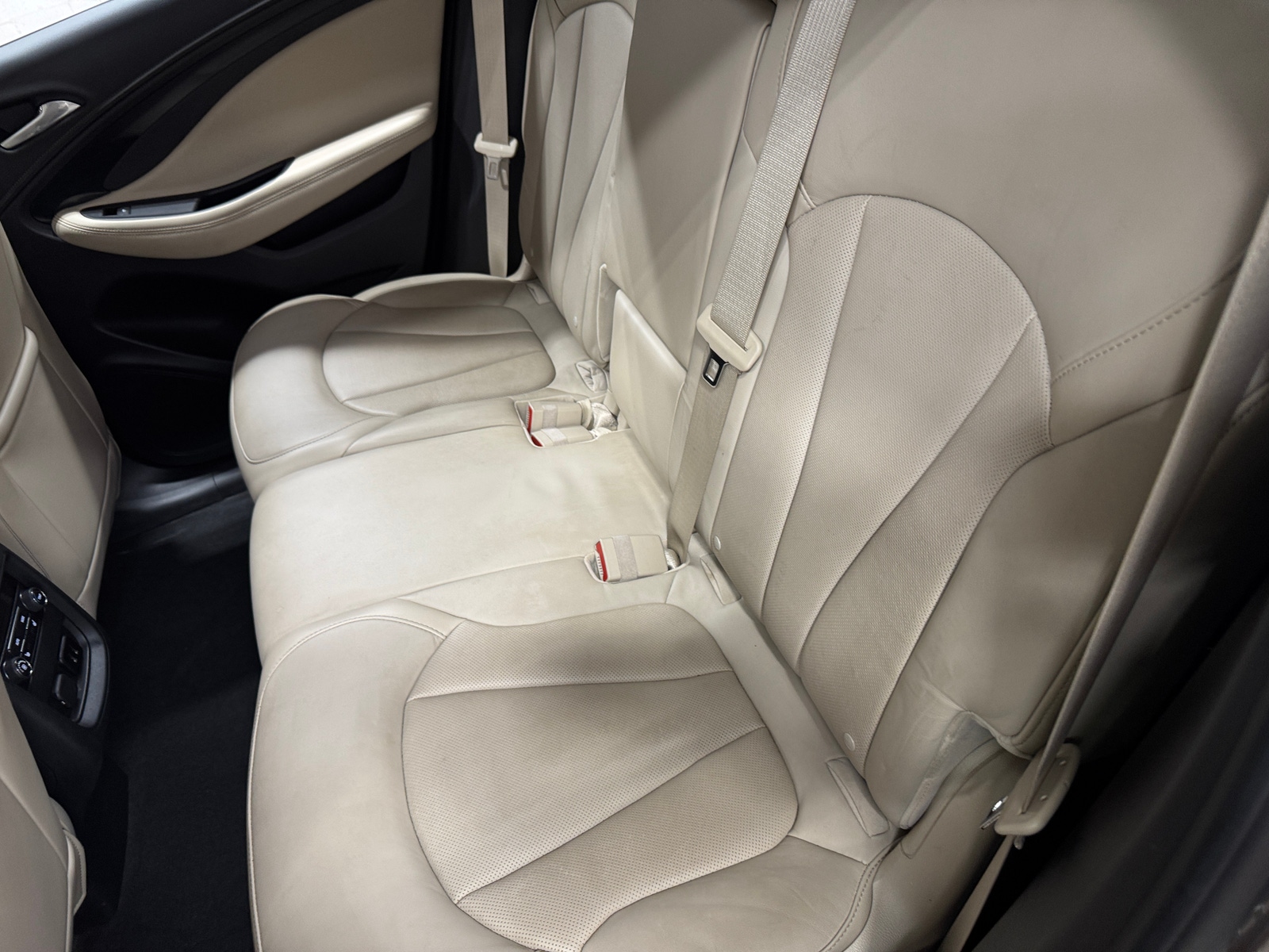 Thumbnail: 2016 Buick Envision - 5
