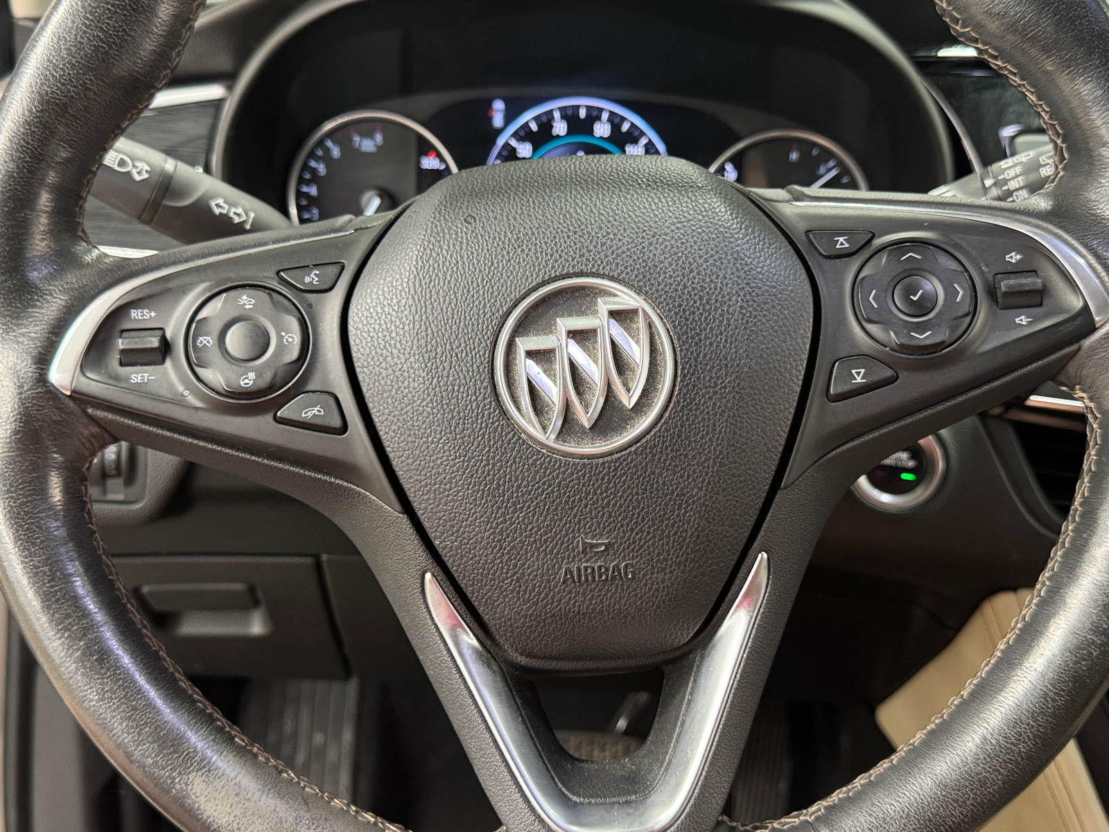Thumbnail: 2016 Buick Envision - 4