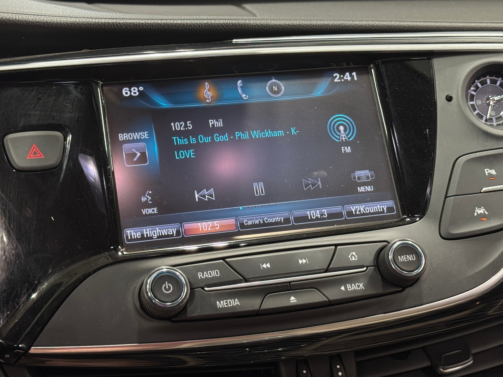 Thumbnail: 2016 Buick Envision - 3