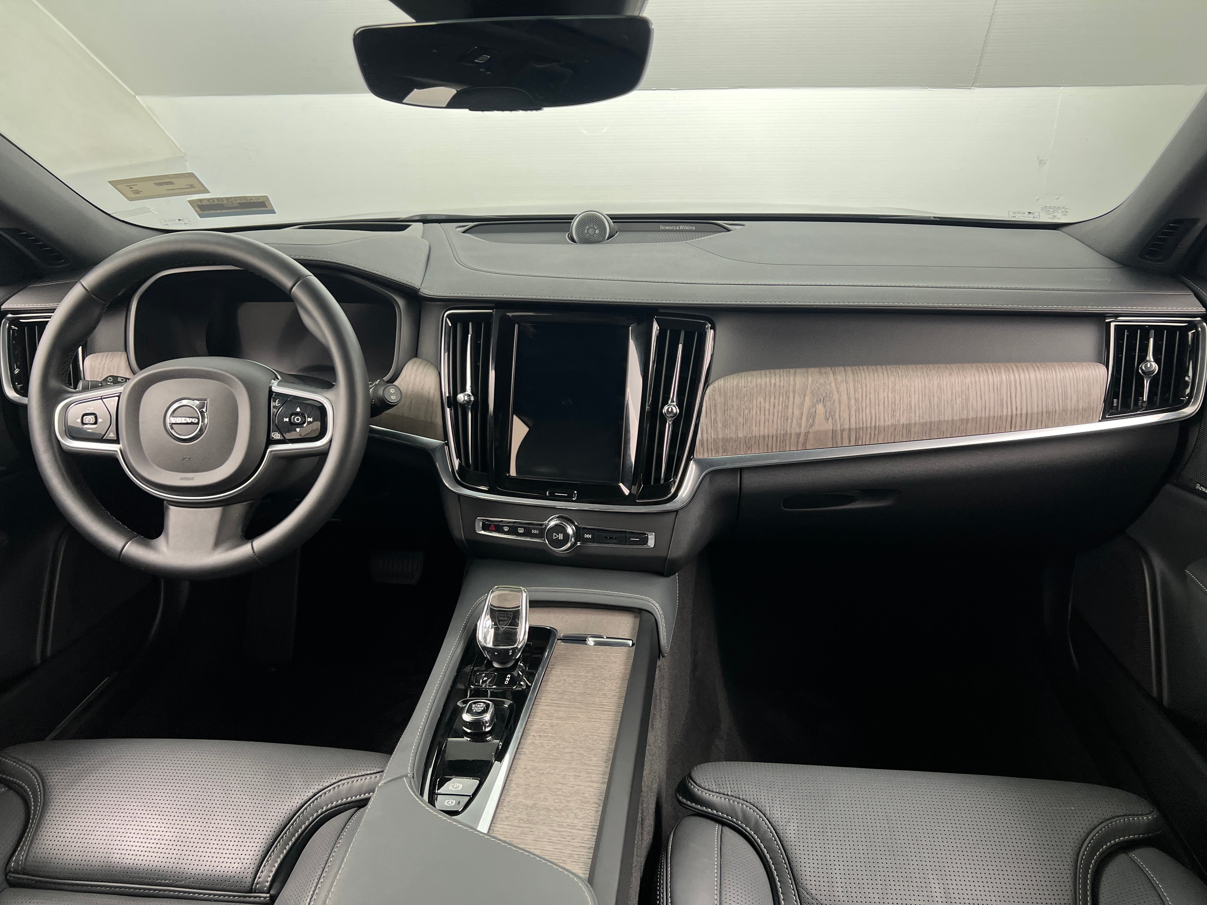 2023 Volvo V90 B6 Ultimate 2