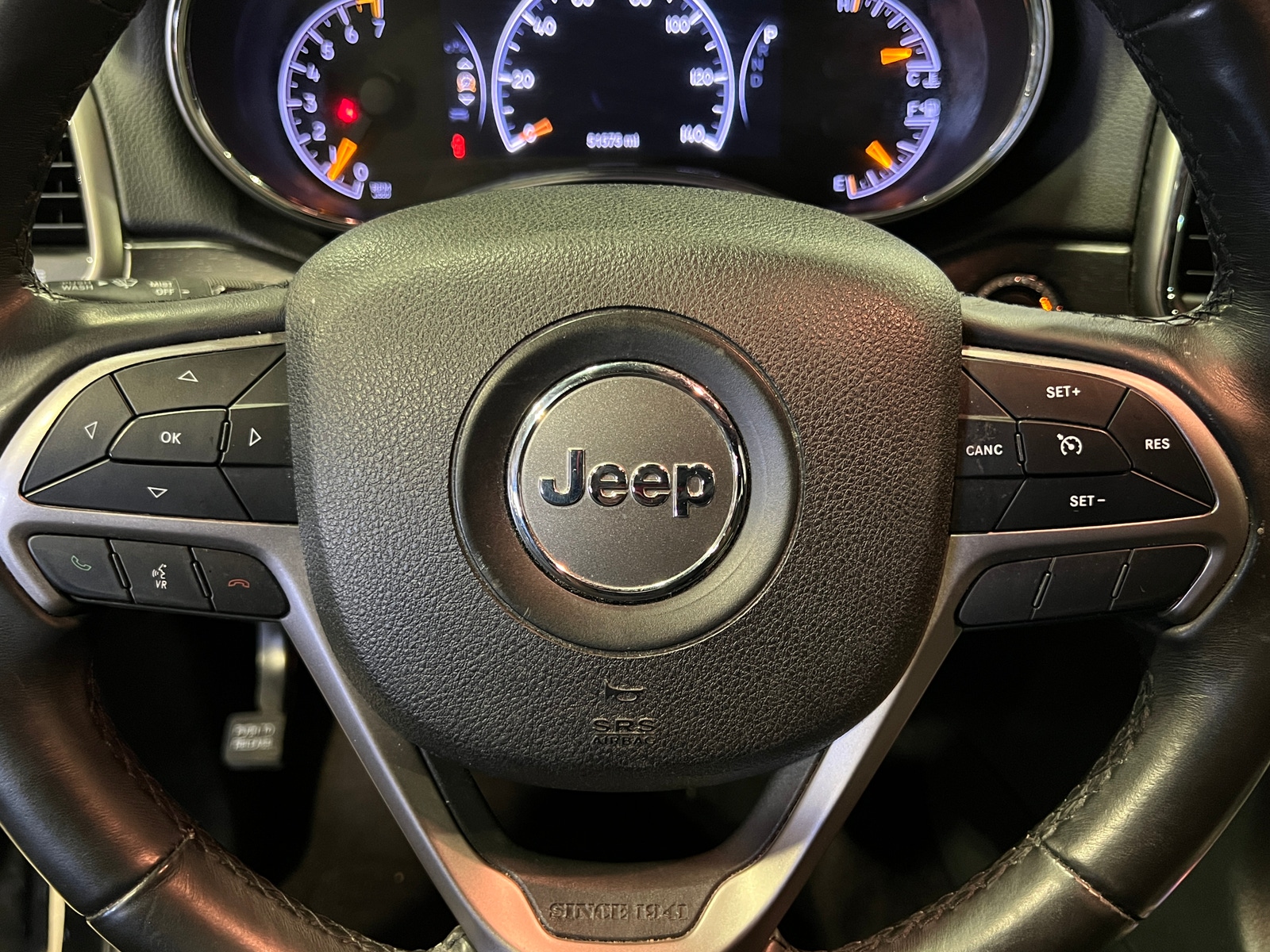 Thumbnail: 2018 Jeep Grand Cherokee - 5