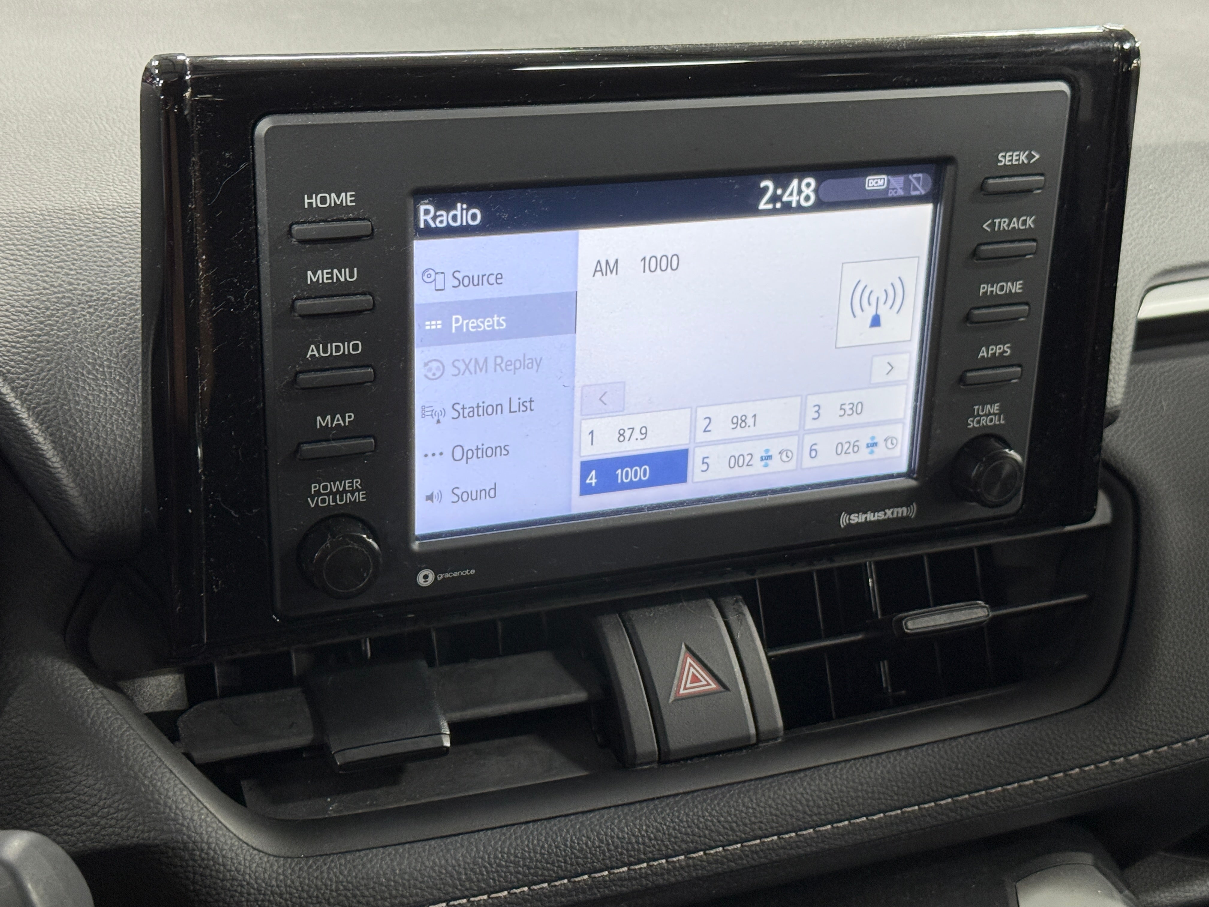 2021 Toyota RAV4 LE 4