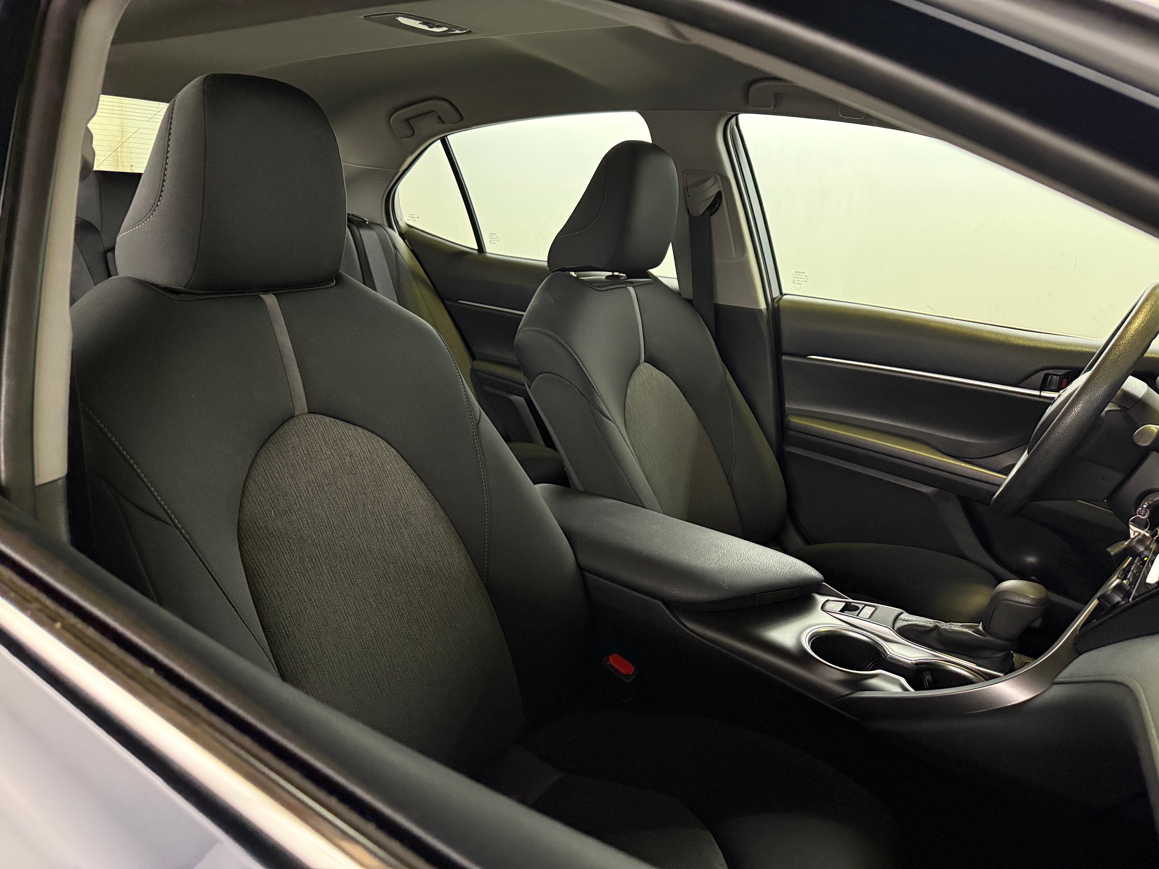 2021 Toyota Camry LE 2
